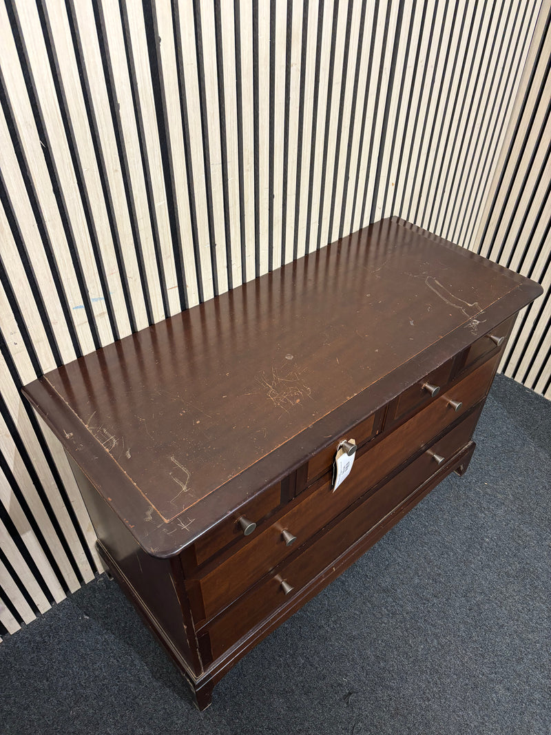 Mahogany stag 2+4 chest of drawers (H 71 x W 106 x D 46 cm)  44630