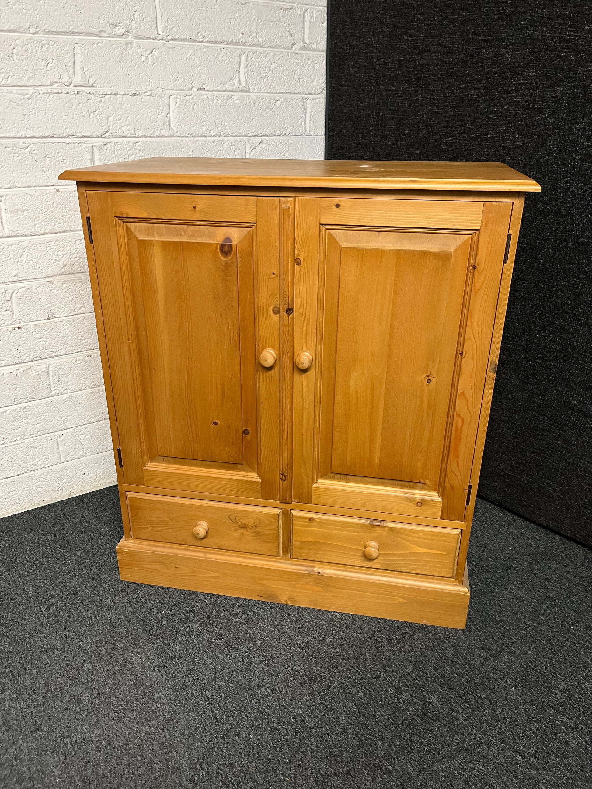 Solid pine 2+2 storage unit  3125