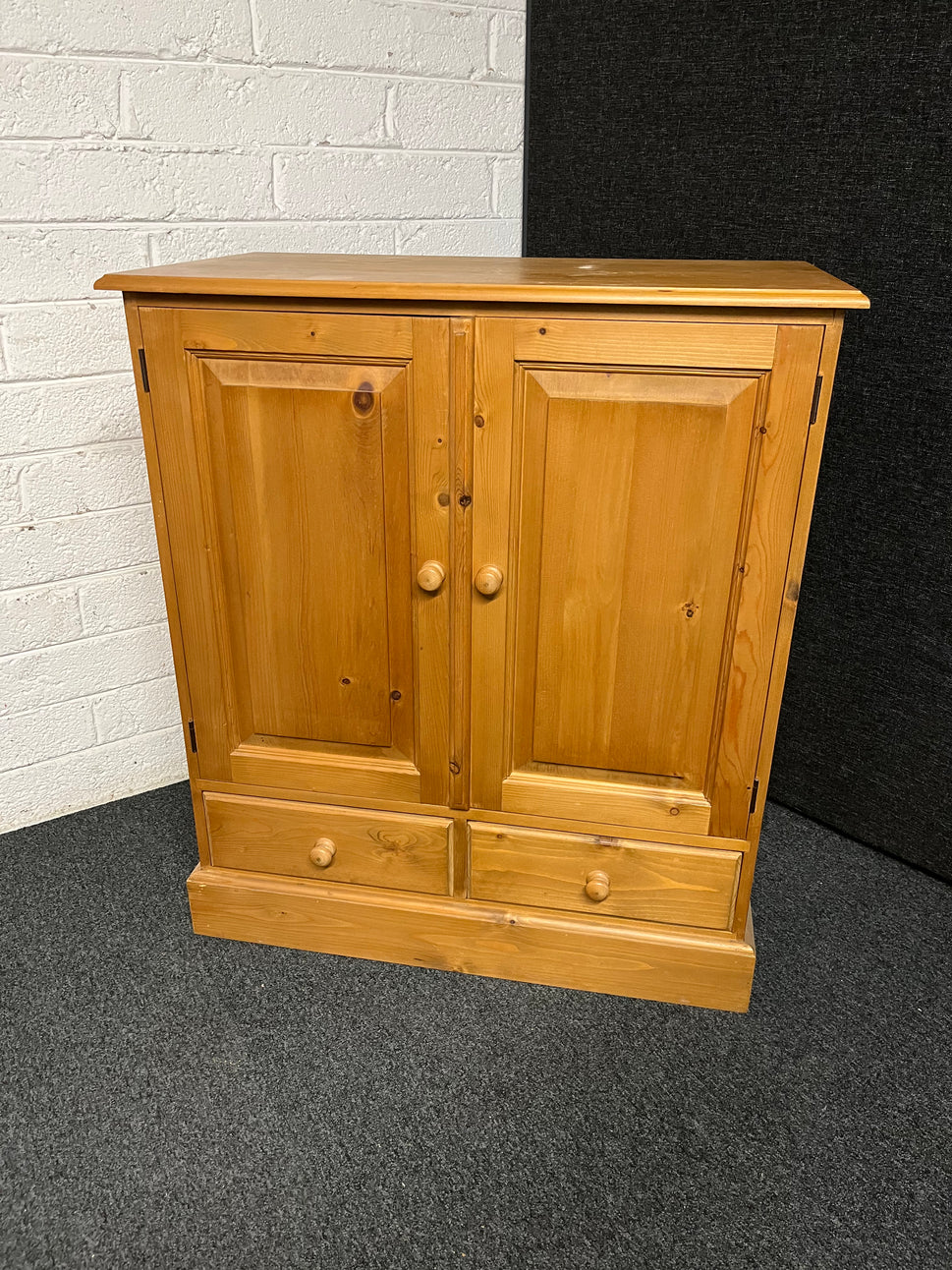 Solid pine 2+2 storage unit  3125
