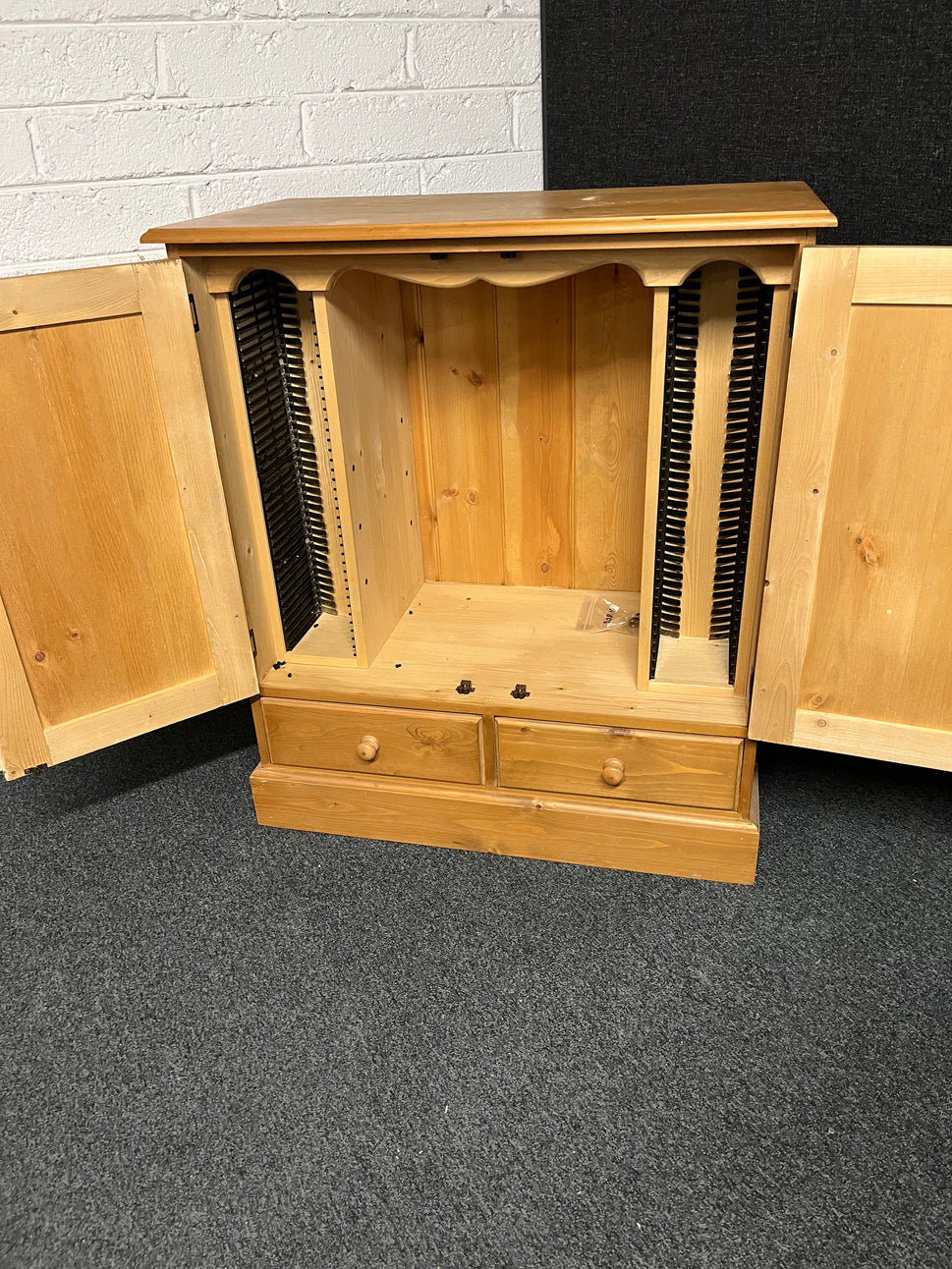 Solid pine 2+2 storage unit  3125
