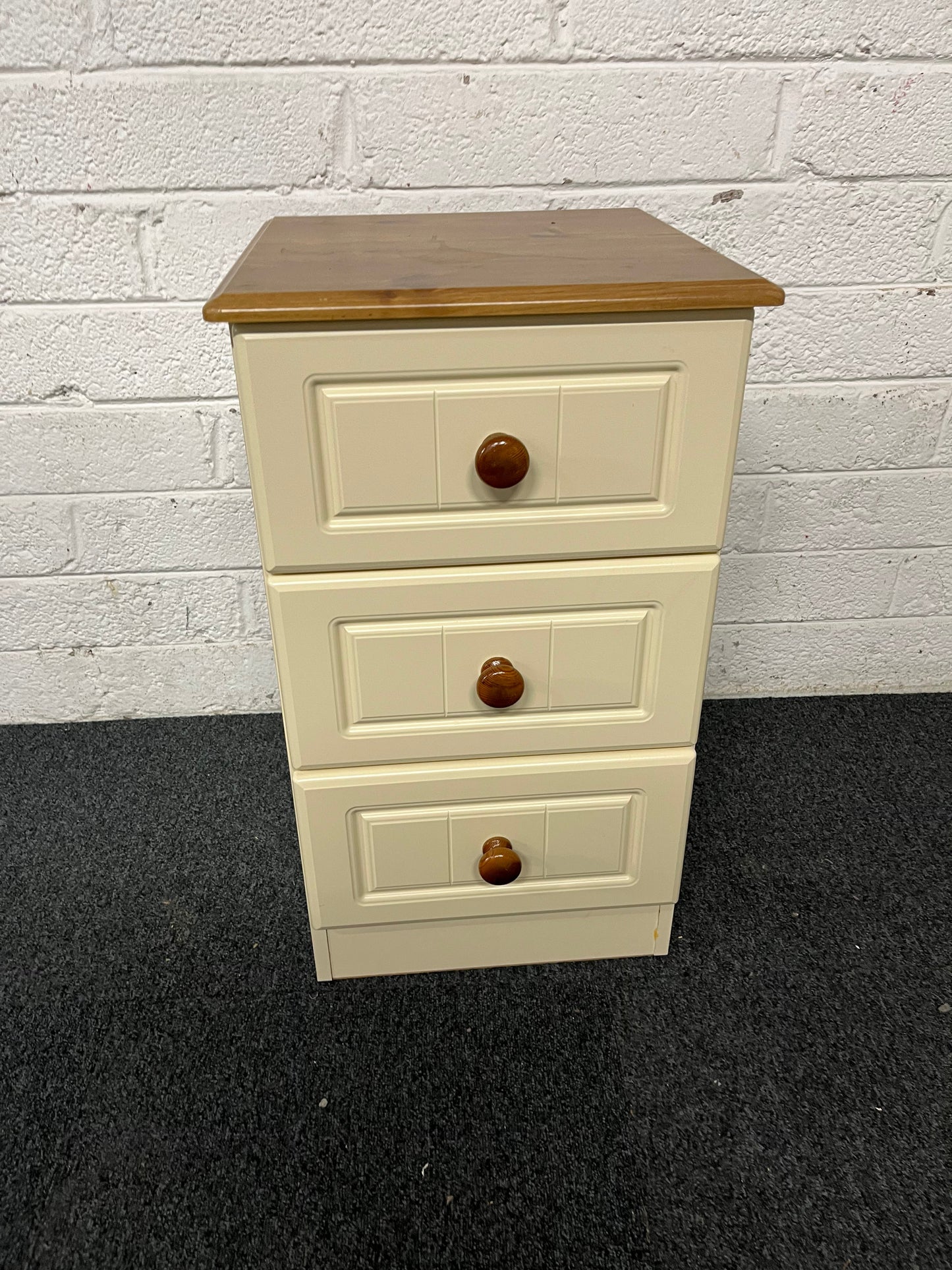 Oak and cream laminate 3 drawer bedside locker  1225