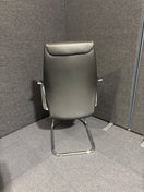 Switch NEW limoges Executive Medium back chair with chrome
cantilever base Black 3 image