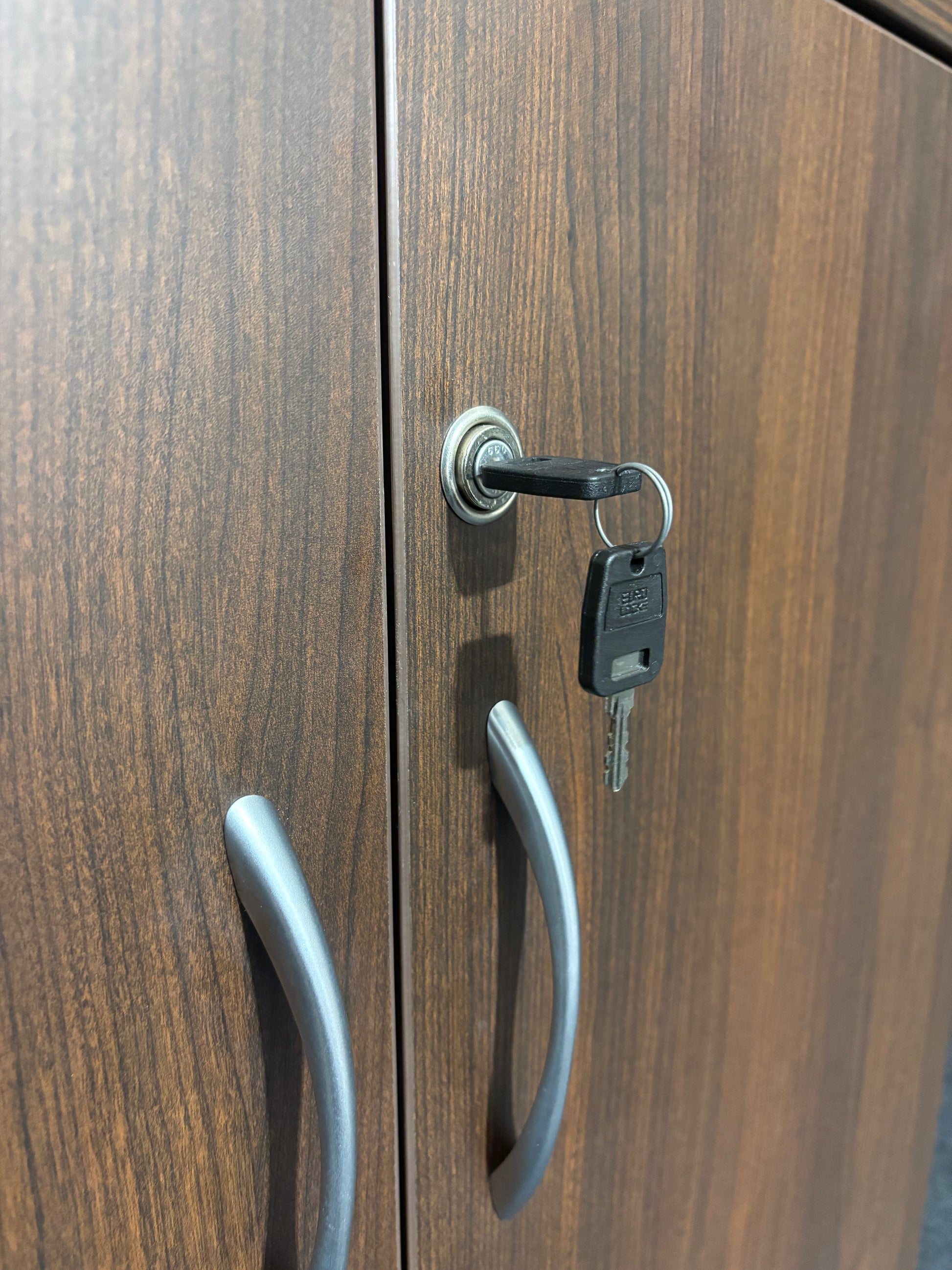 2 door walnut storage unit comes with shelves and keys (H 122 x W 80 x D 43 cm)