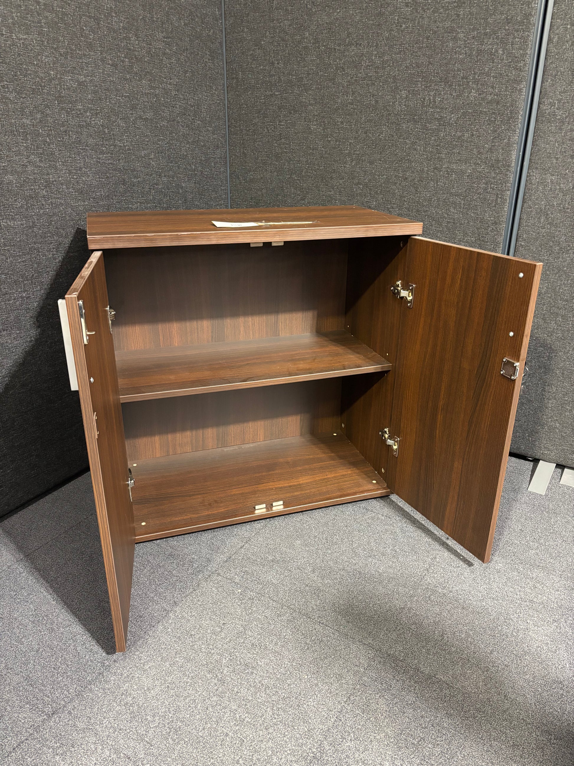 Low 2 door walnut storage unit comes with shelf and keys (H 83 x W 80 x D 43 cm)