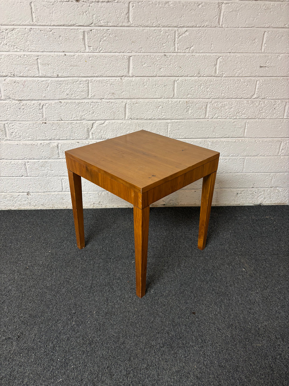 Low solid cherry coffee table (H 55 x W 50 x D 50 cm) 1325