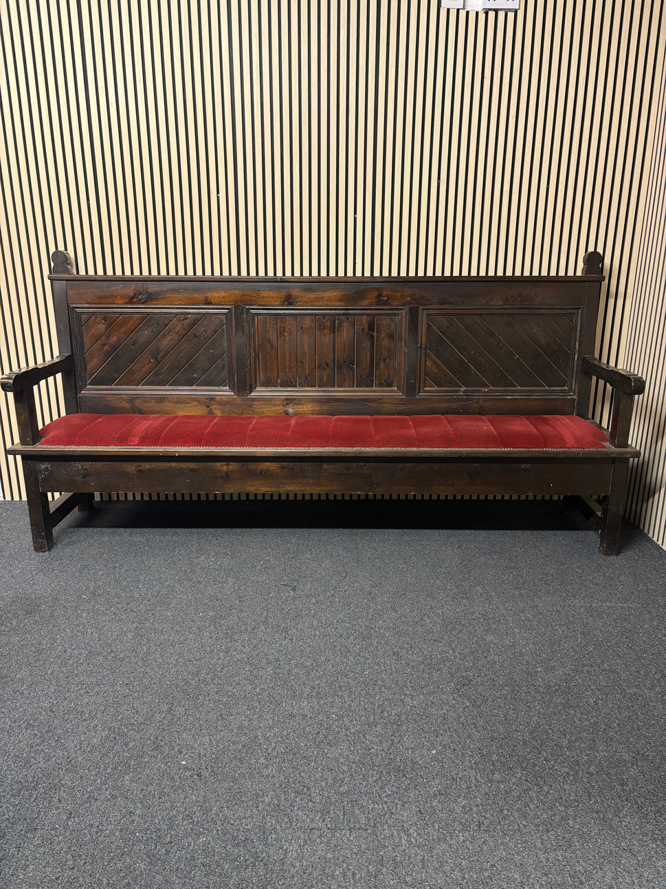 Solid mahogany framed red mixed fabric seat large pub bench (H 120 x W 180 x D 66 cm) 2325