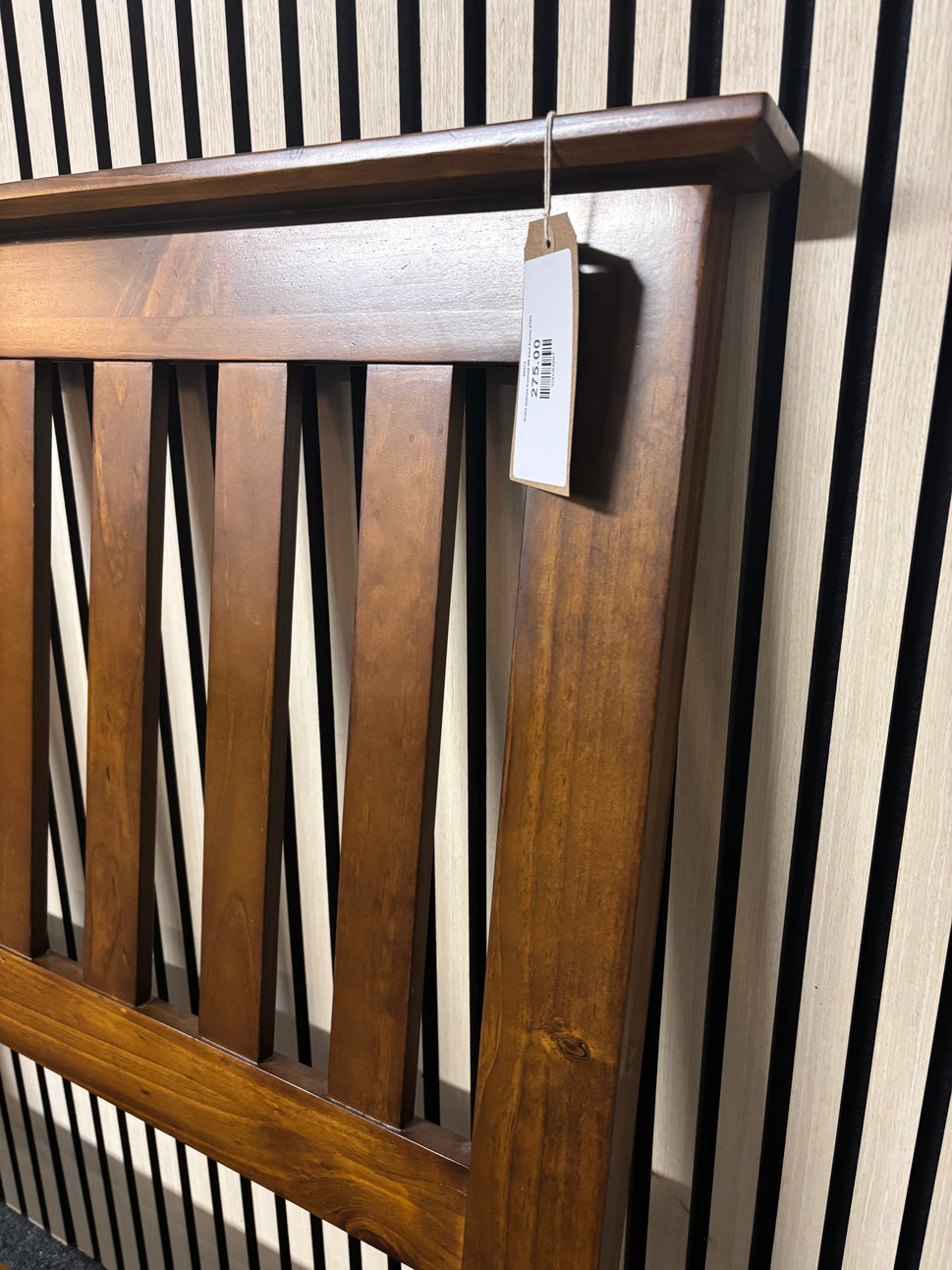 Solid walnut framed 5ft bed frame 2325