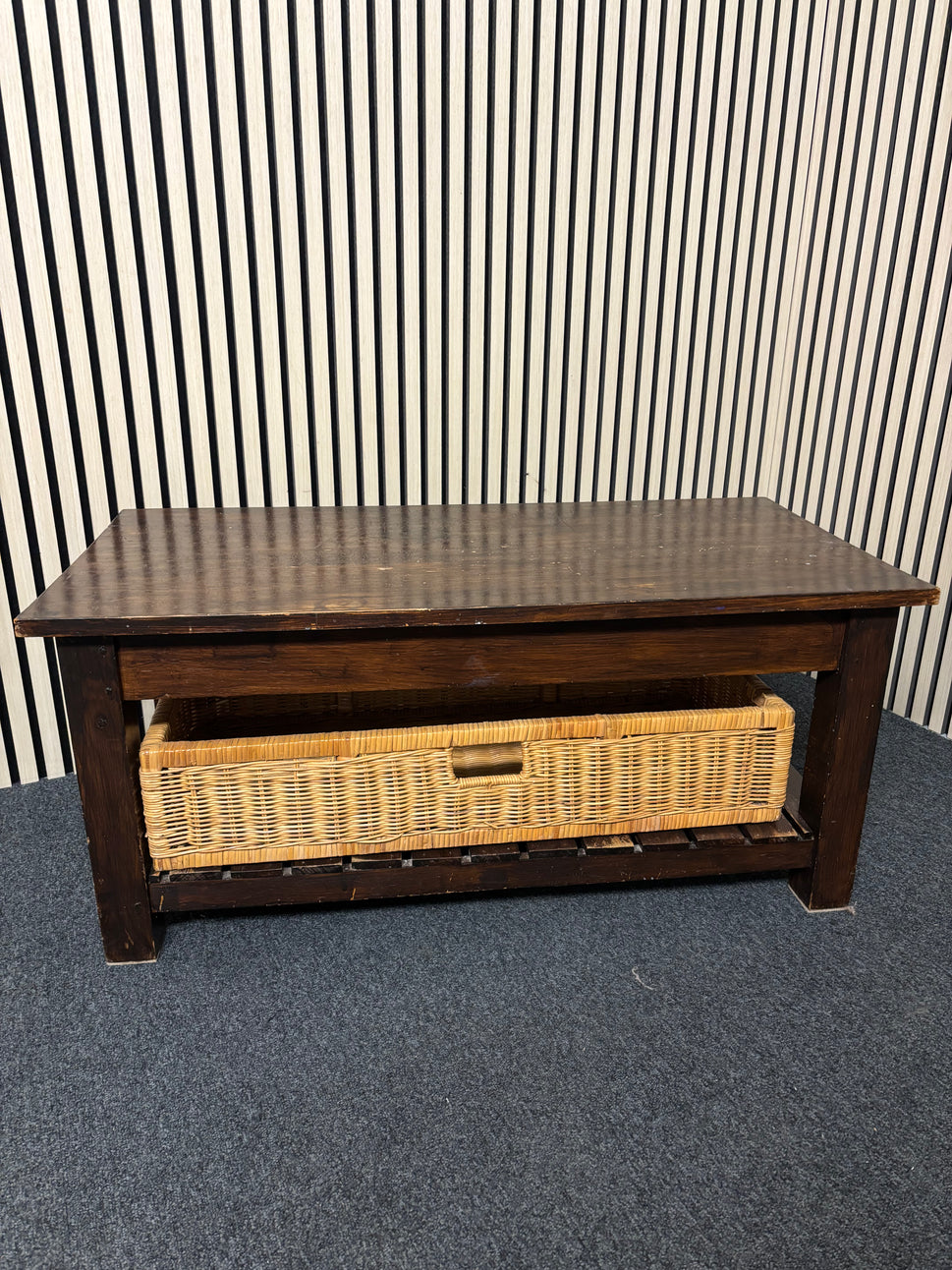 Low rectangular dark wood coffee table with wicker basket storage (H 45 x W  100 x D 50 cm) 2325
