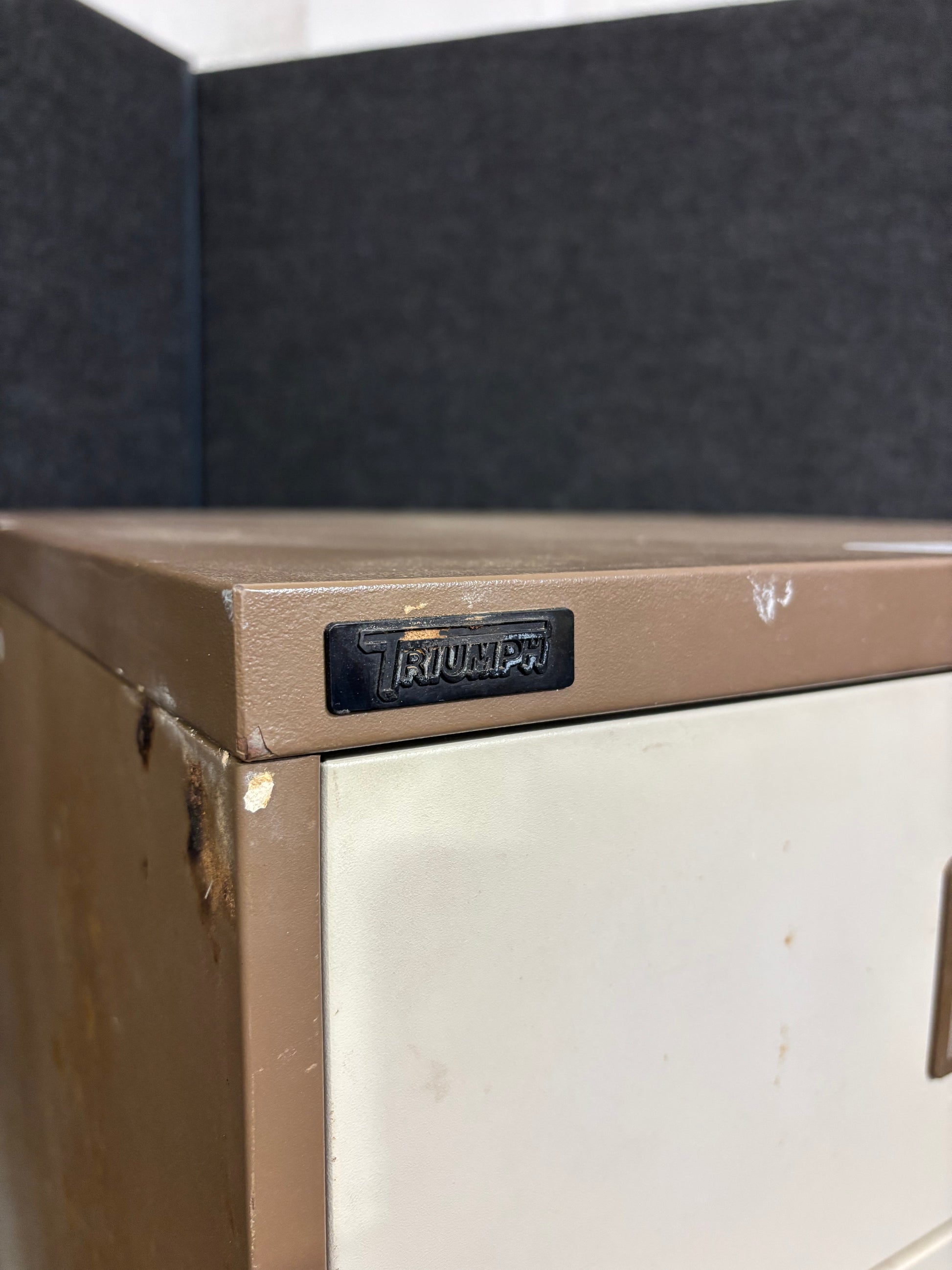 Coffee and cream 7 drawer metal multi filer