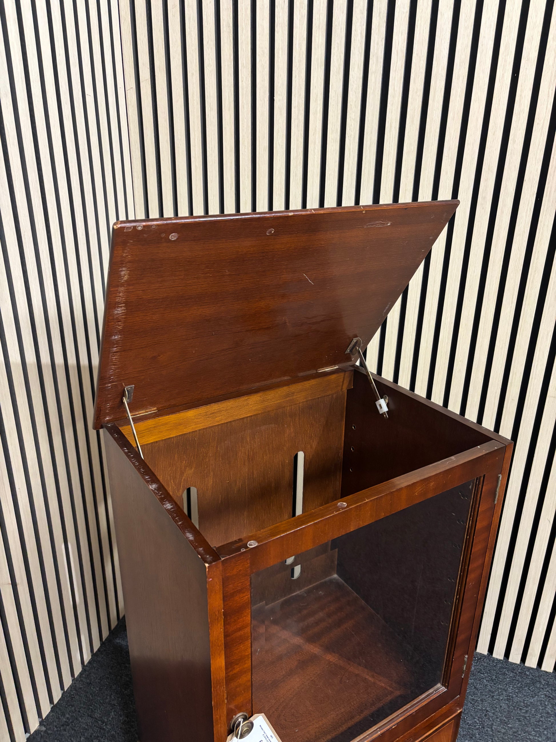 Mahogany 1 door 1 drawer soundsystem storage unit (H 87 x W 55 x D 41 cm) 2325