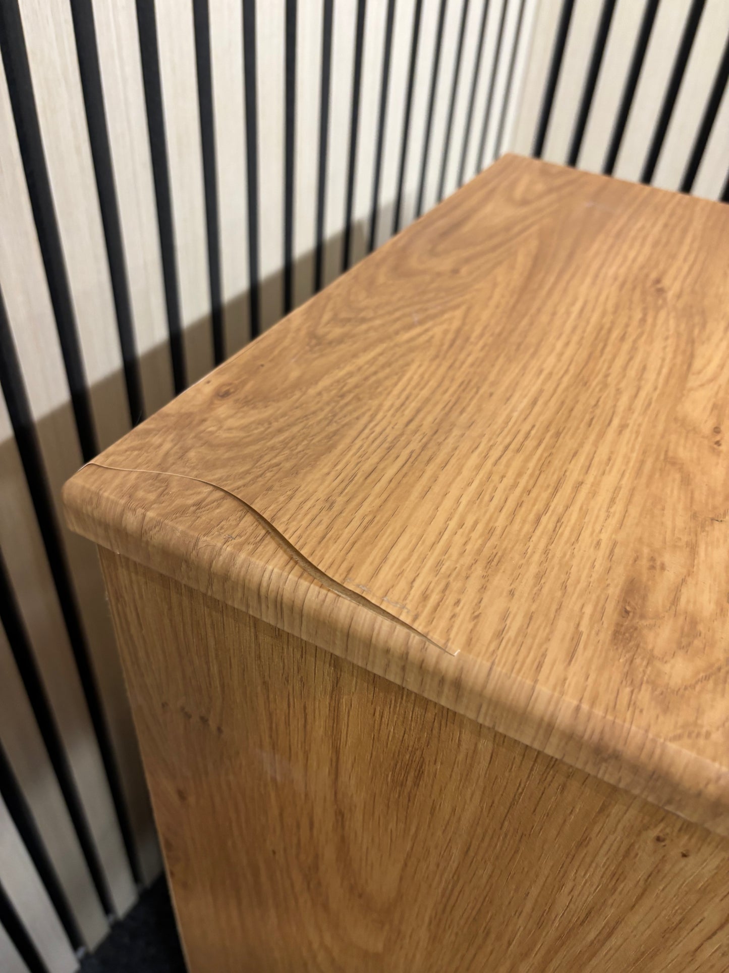 White and oak laminate 3 drawer bedside locker 2325