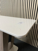 Switch gloss white laminate console table with central base plate (H 79 x W 140 x D 45 cm) 1325 3 image