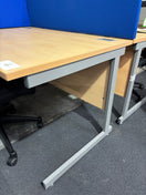 Switch 1200*800 Beech cantilever desk 3 image