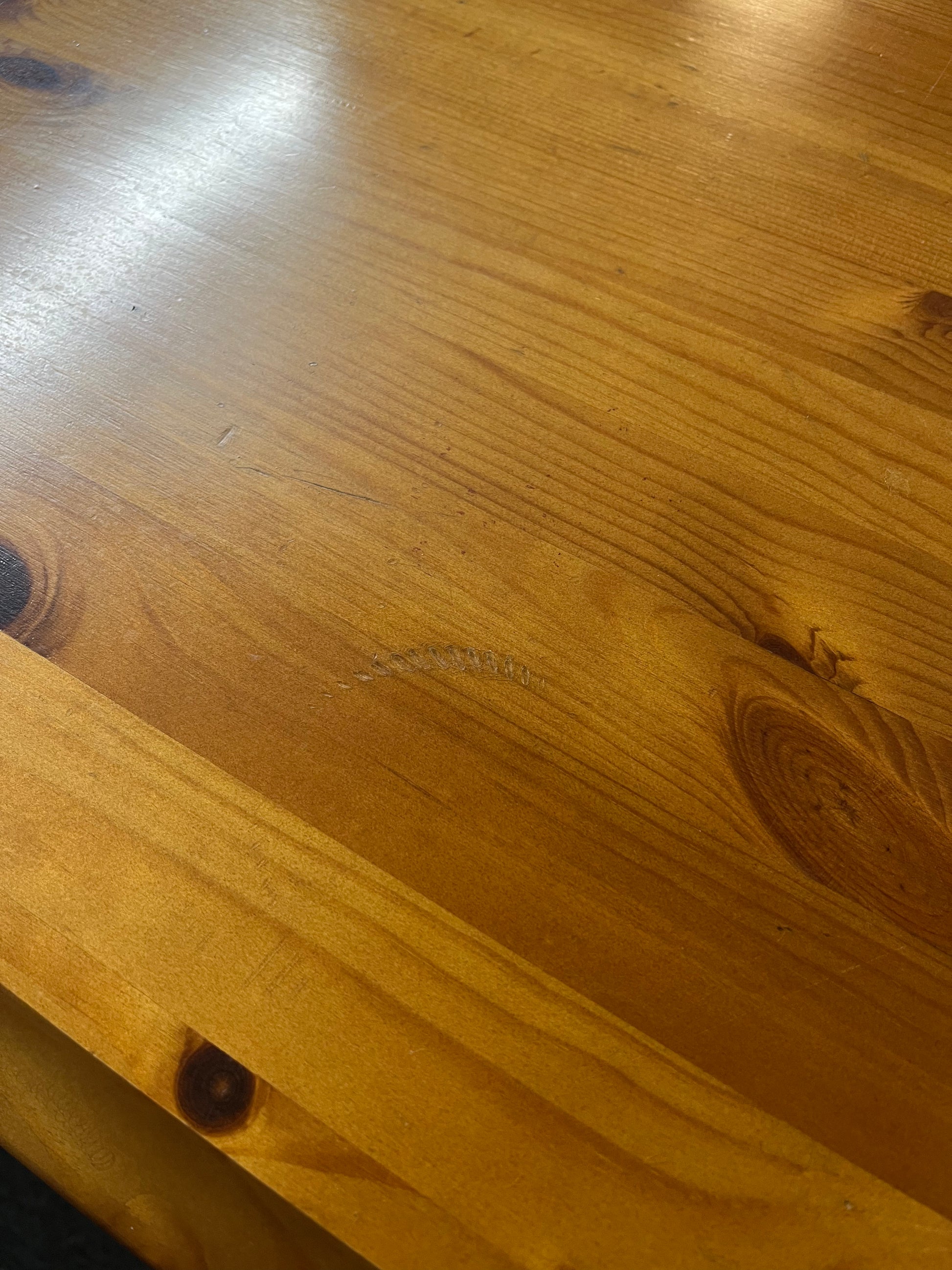 Solid farmhouse pine kitchen table (L 153 x W 84 cm)  with 4 no. solid wood matching chairs 3325