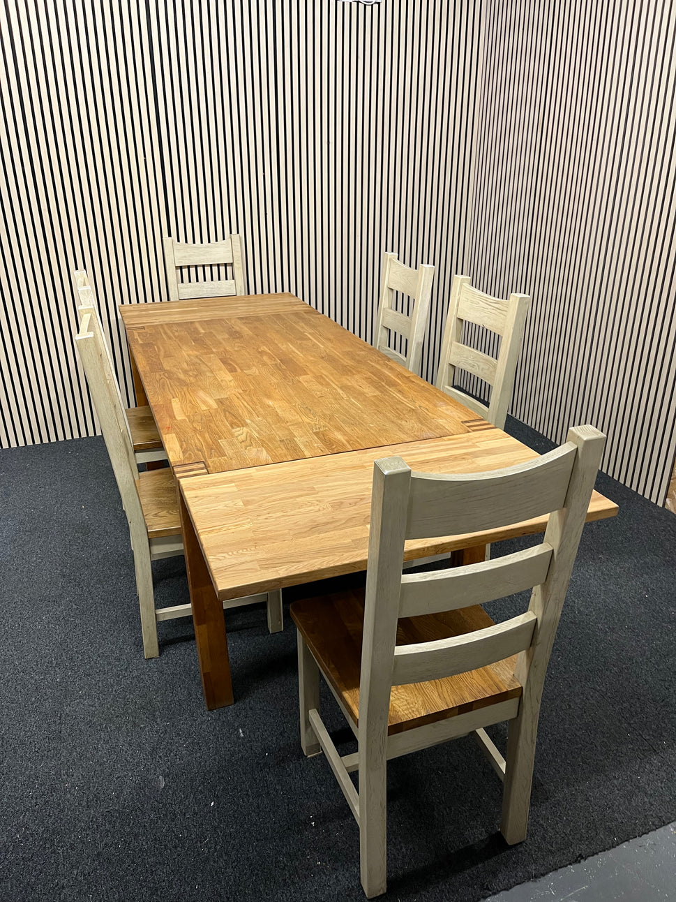 Solid oak rectangular modern dining table with cream painted legs (L x 160 W x 91 H x 75)with 4 no matching solid chairs