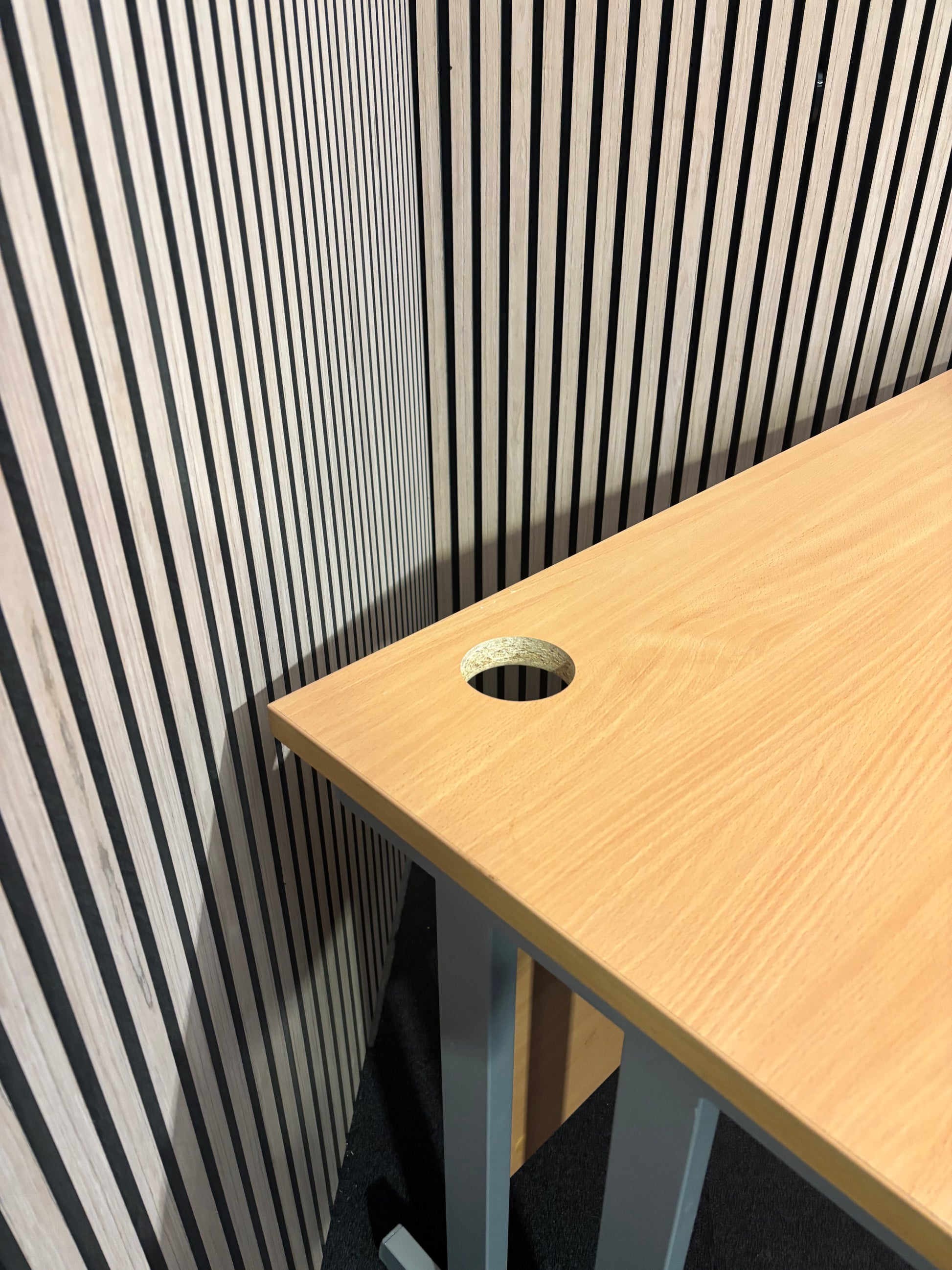 Beech 1200*800 second hand straight desk with silver cantilever frame