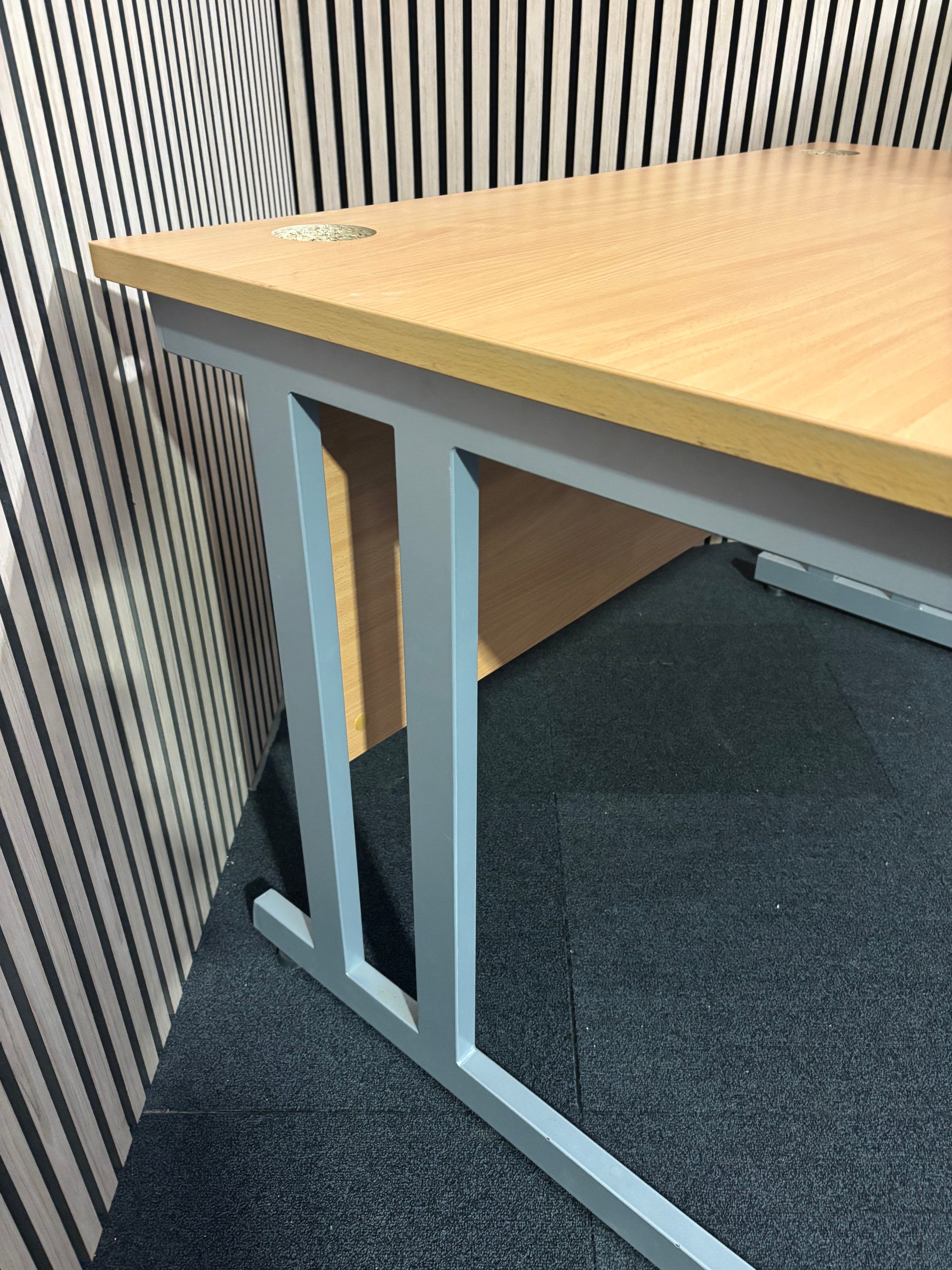 Beech 1200*800 second hand straight desk with silver cantilever frame