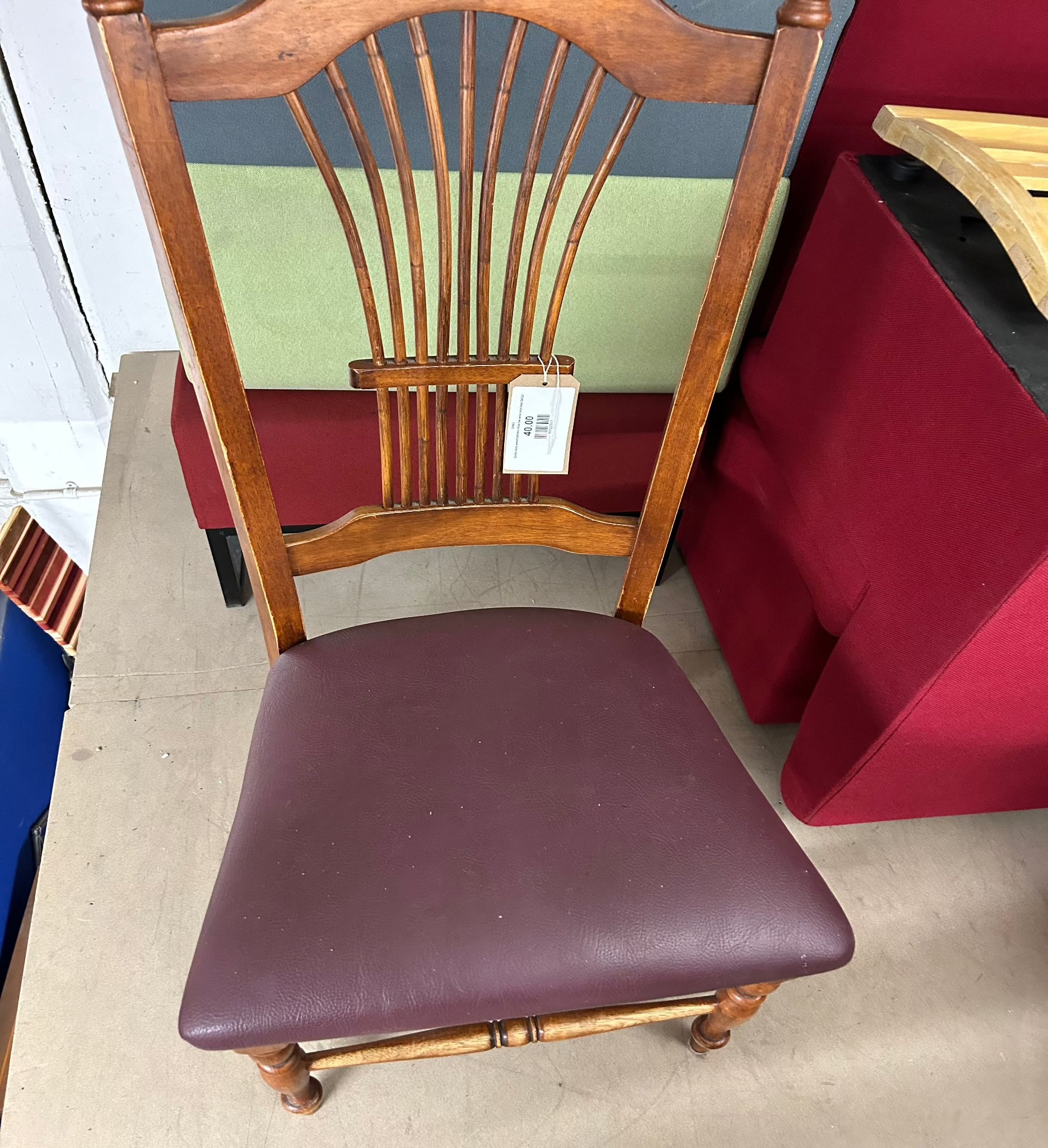 Solid dark wood kitchen chair cw wine vinyl seat no 4. in stock Q4223