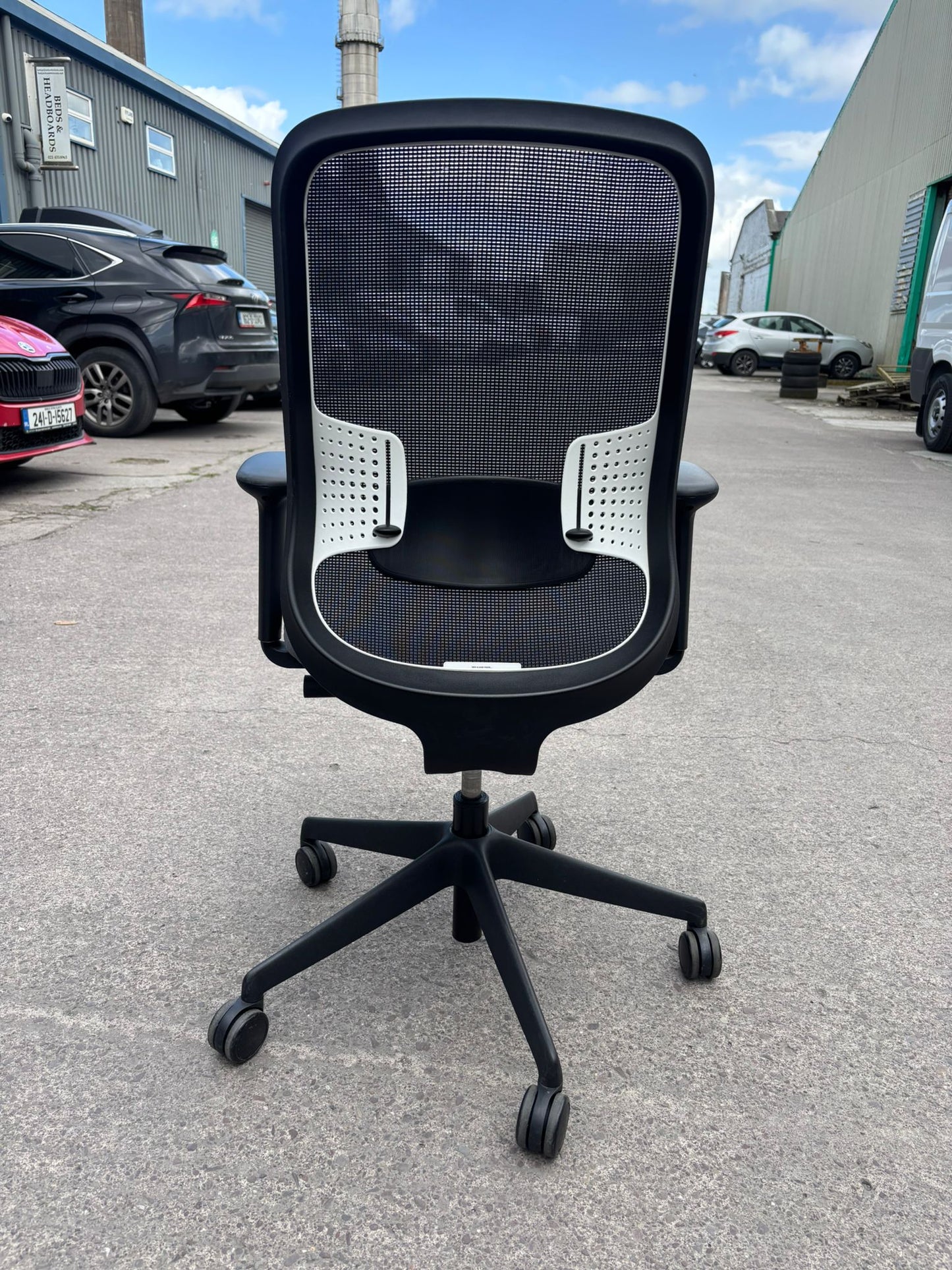 Black & Grey Second Hand Orange Box Ergo Swivel Chair