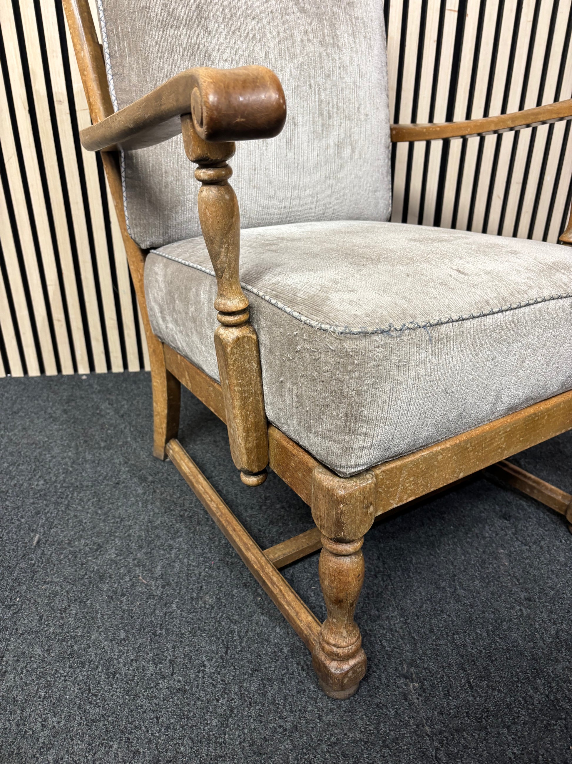 Solid wood, oatmeal fabric armchair 3126