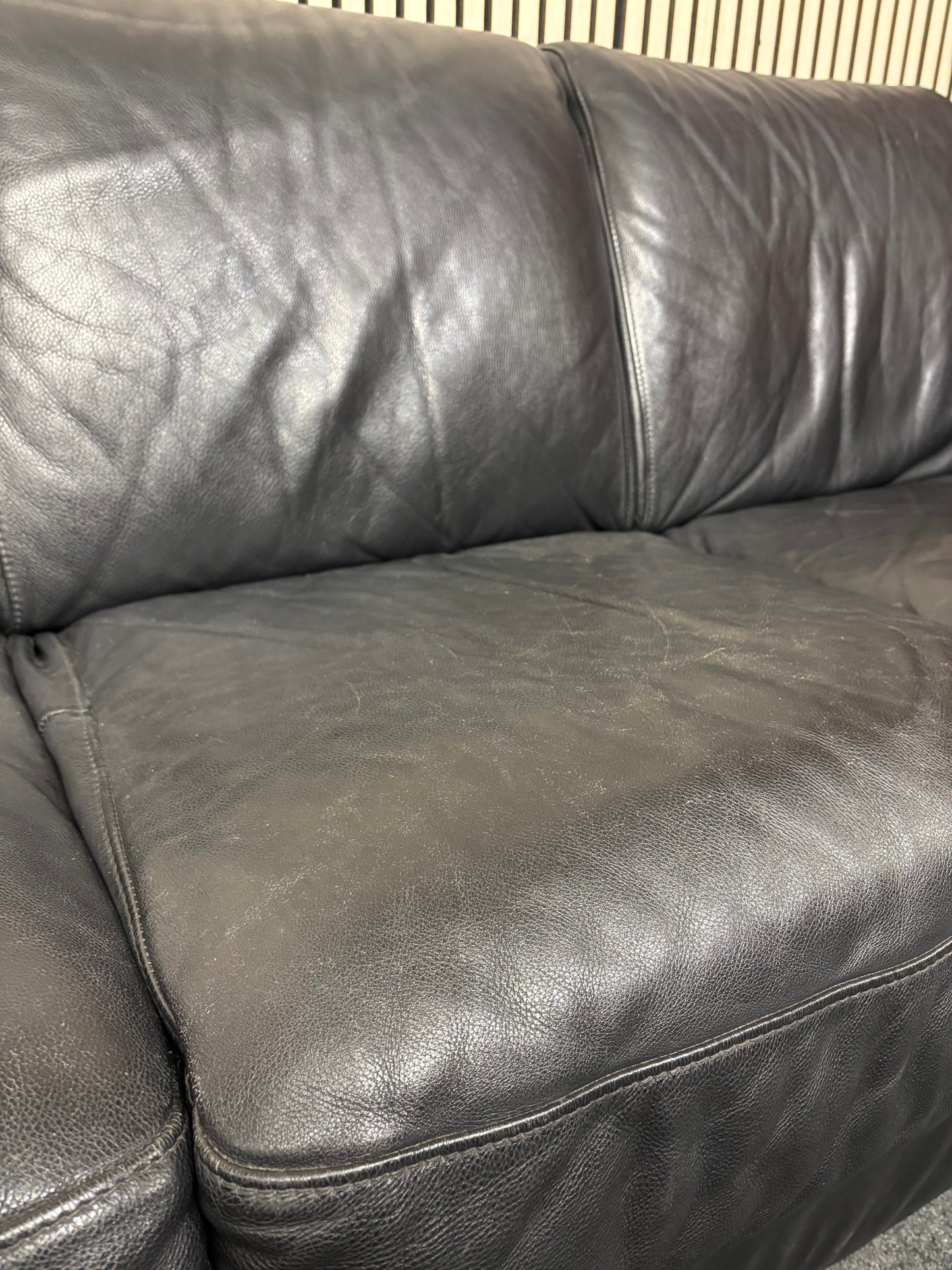3 seater Natuzzi heavy grain dark brown leather sofa (230 cm) 3126