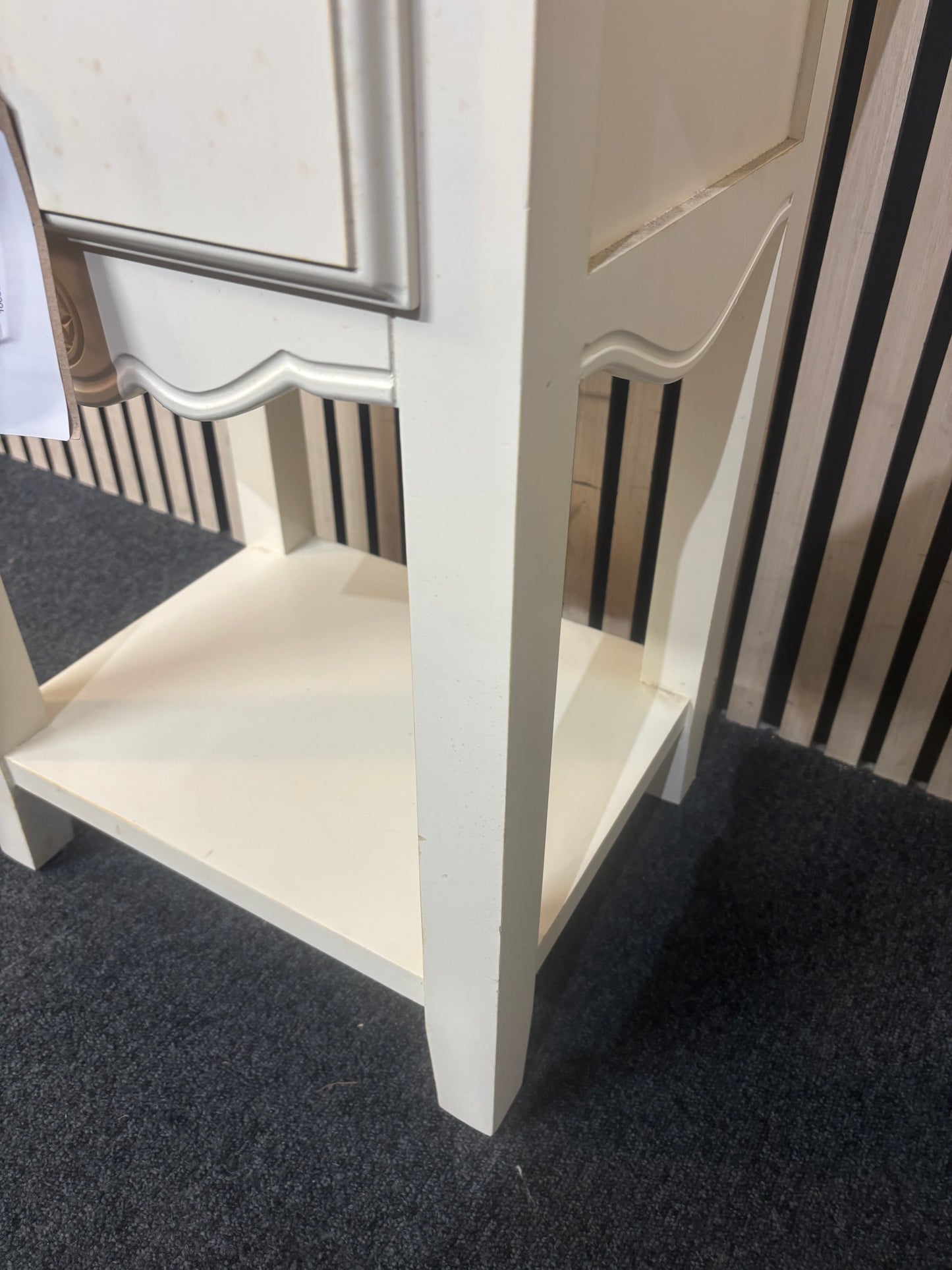 Cream and pine 1 drawer bedside locker 3126