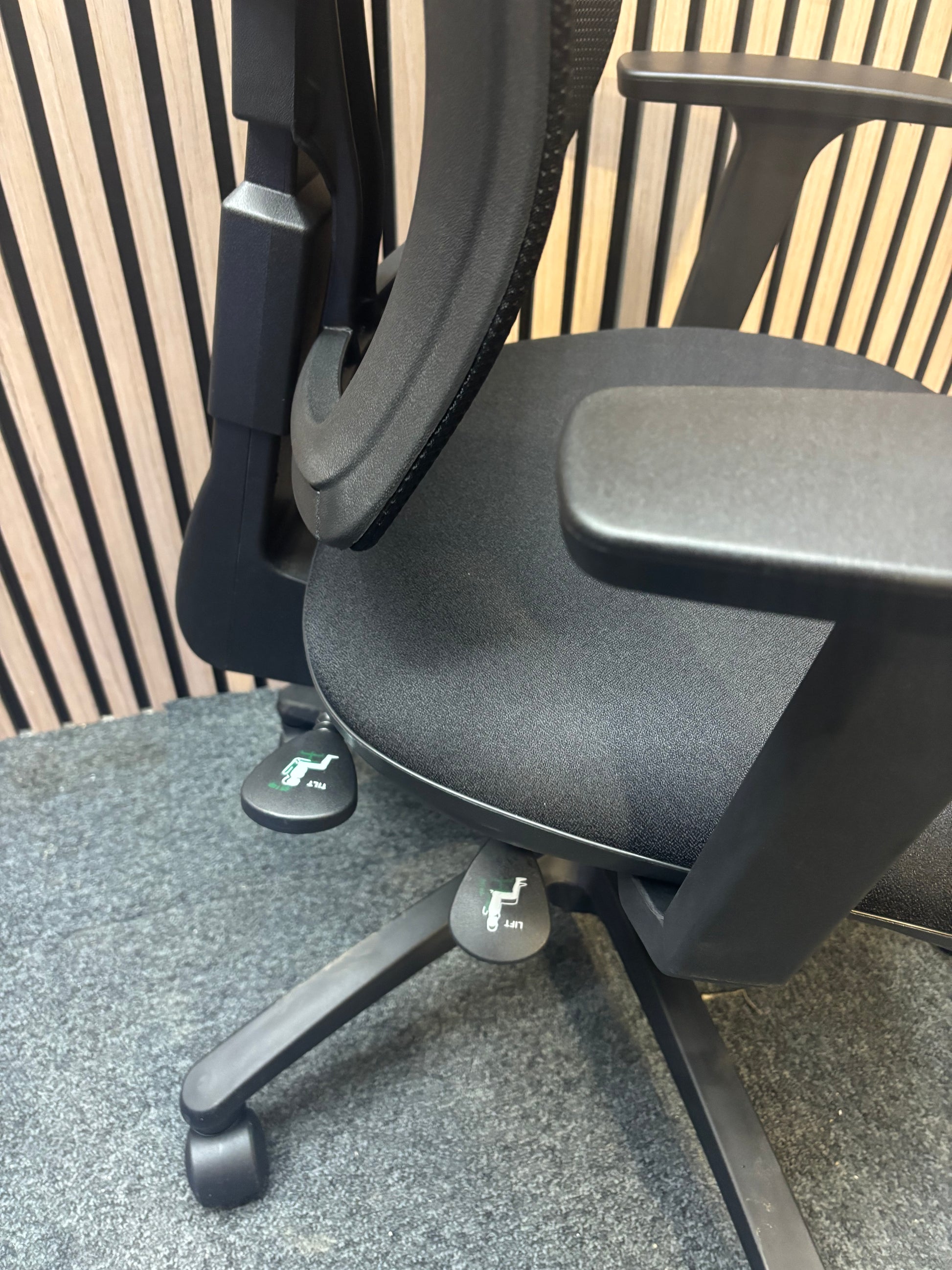 Altino black mesh back, black seat with height adjustable arms