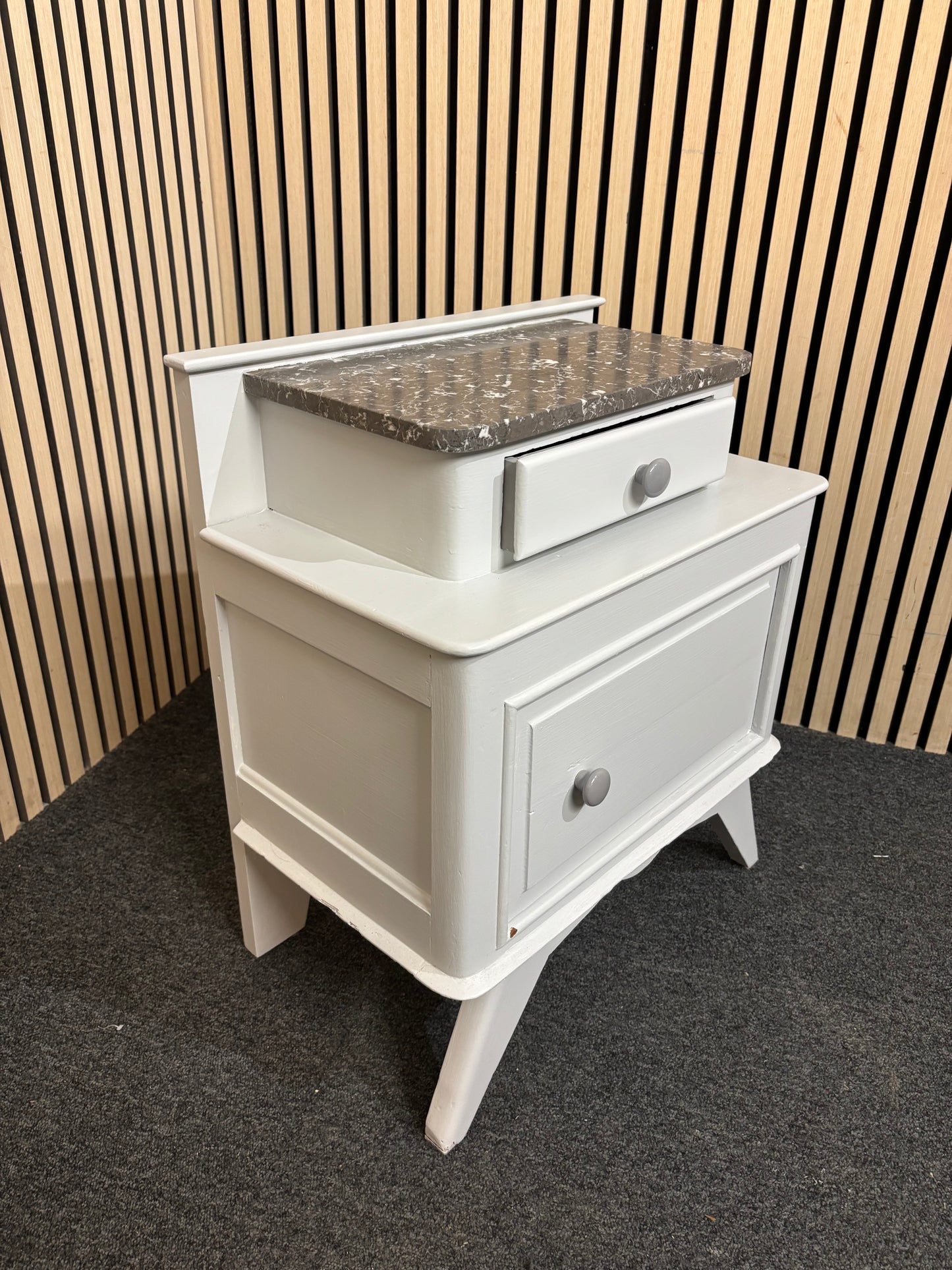 Light grey painted 1 door 1 drawer bedside locker with granite top 3126