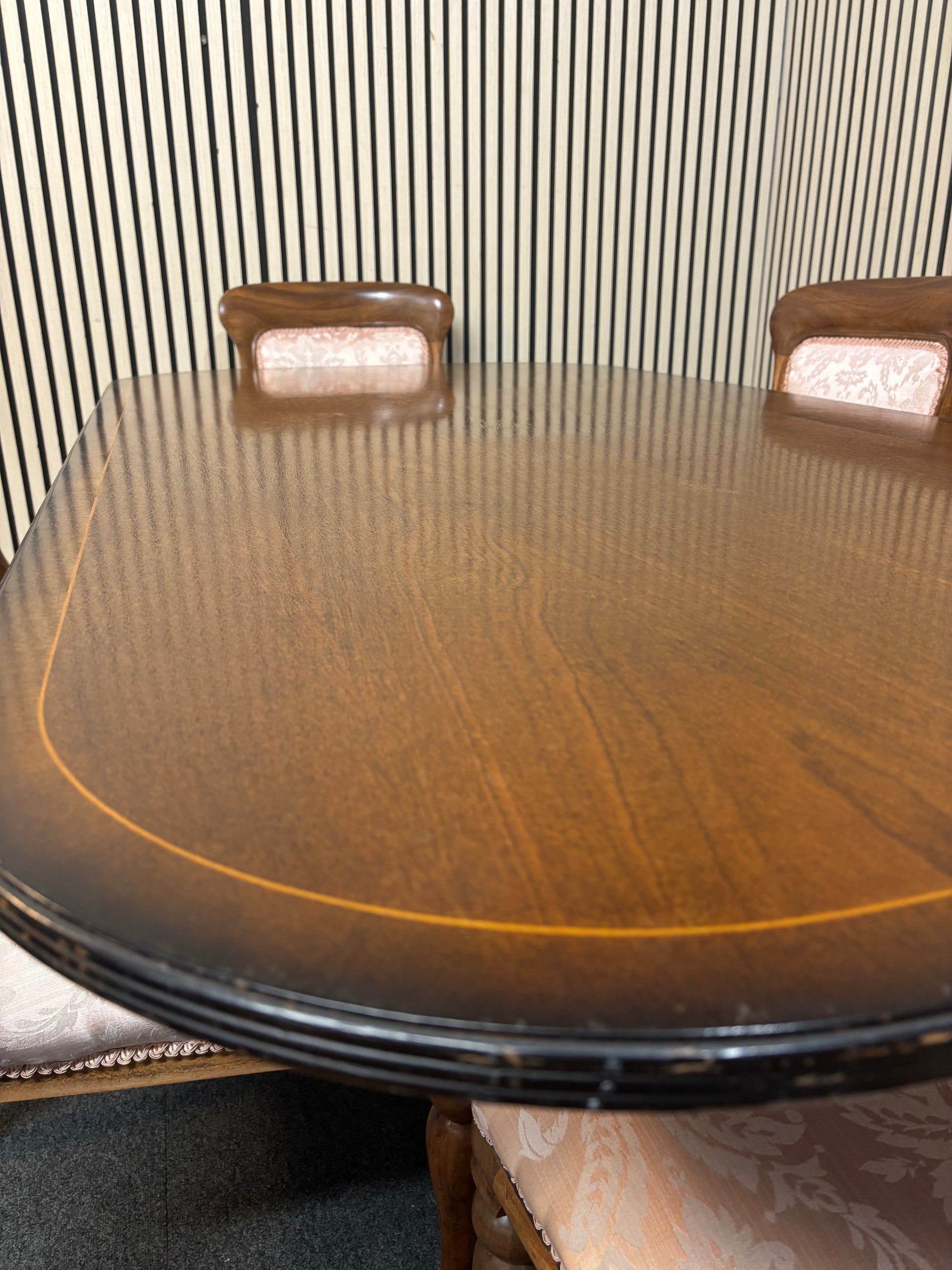 Mahogany wooden dining table with curved edges with 6 no. matching spoonback upholstered chairs 3126