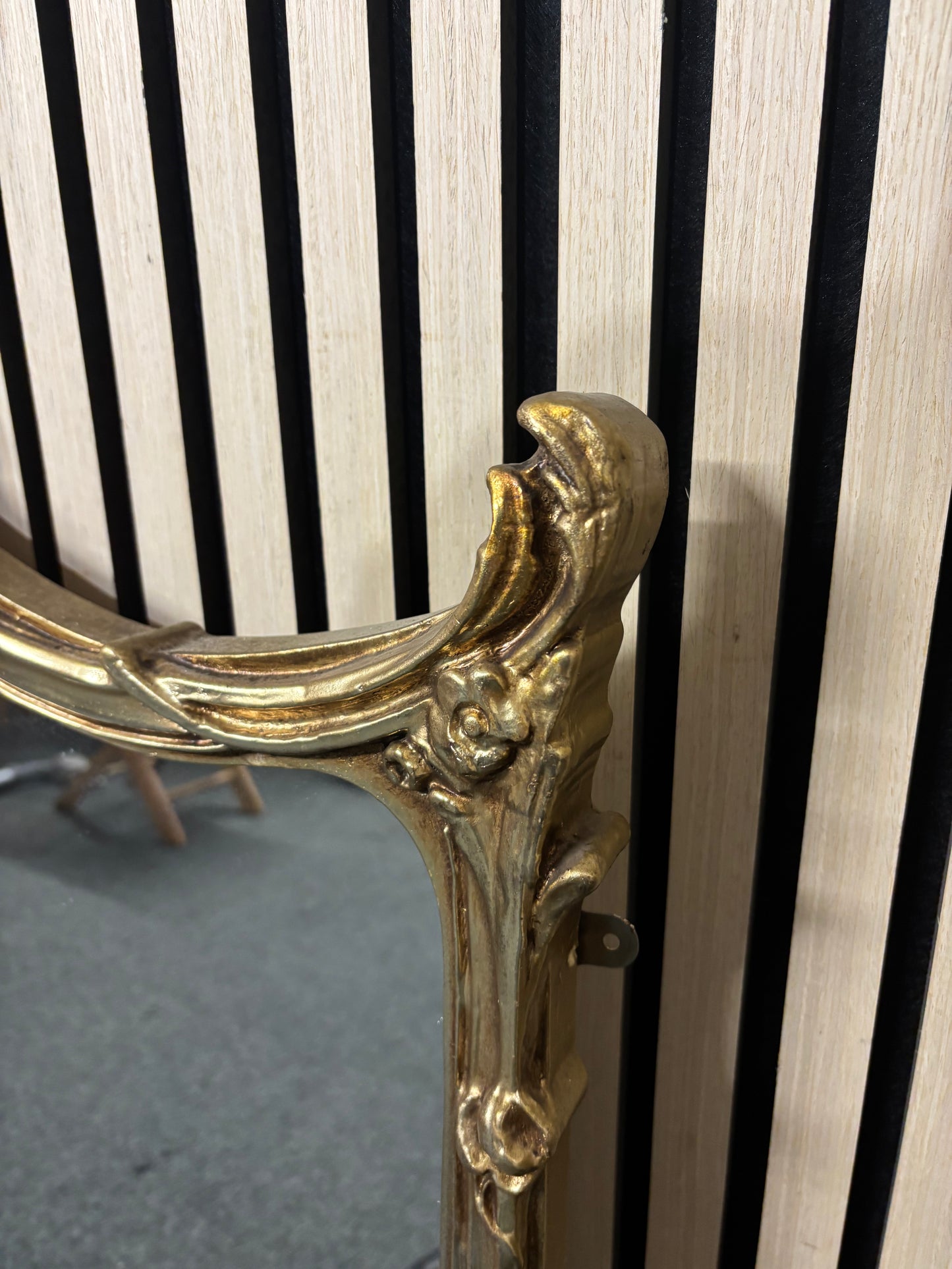Ornate gold-framed wall mirror 3126