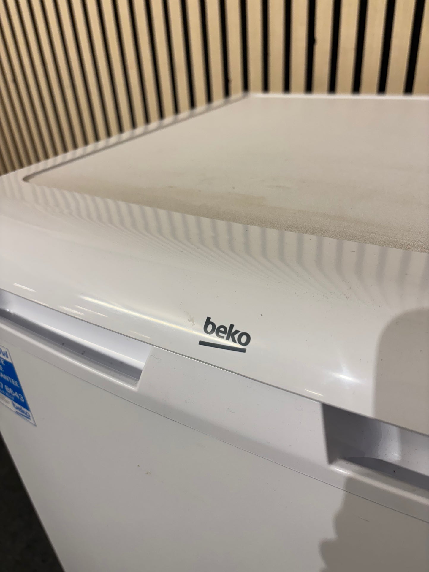Beko white under counter fridge 3126
