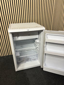 Switch Beko white under counter fridge 3126 3 image