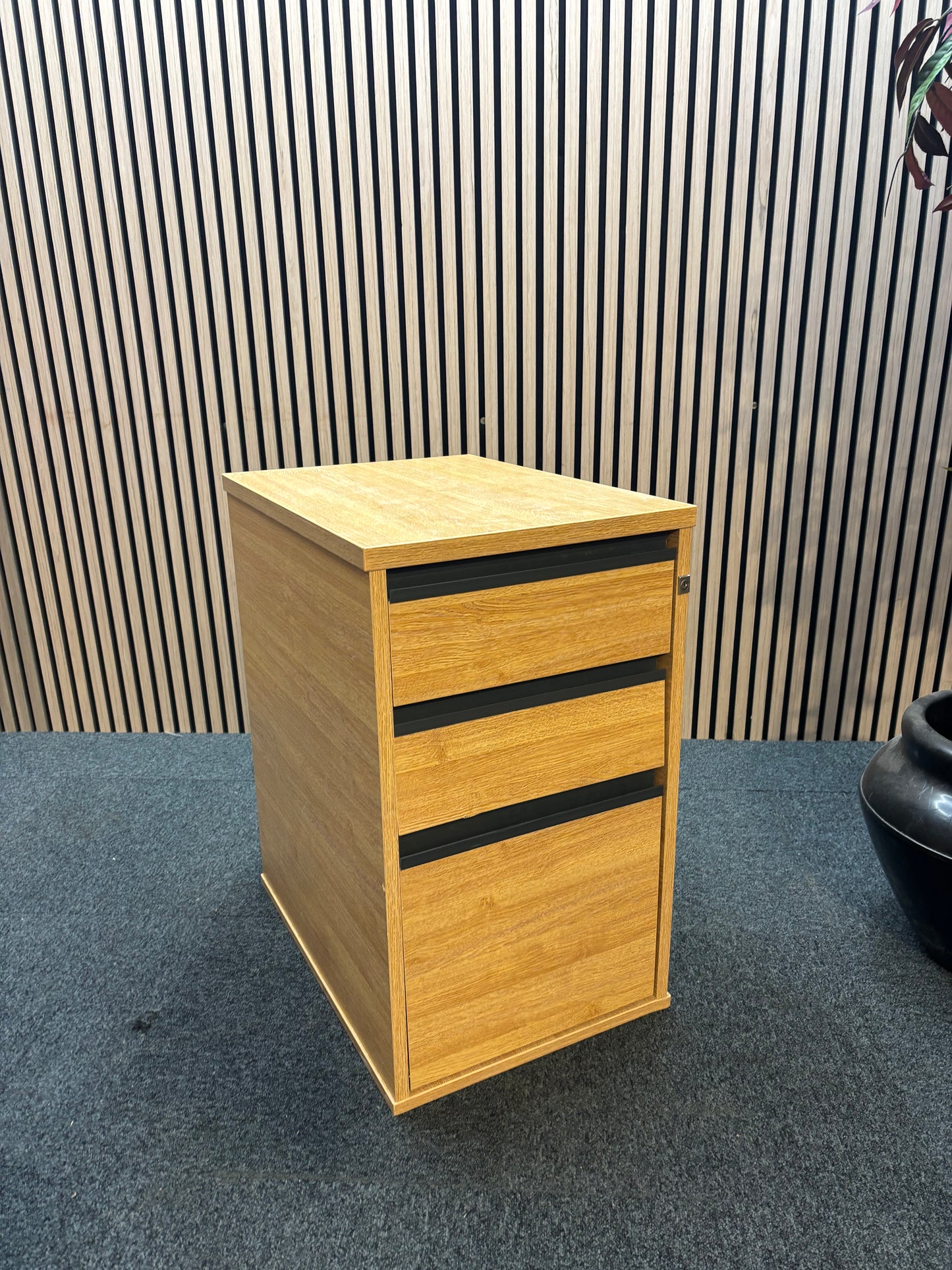 Wooden 600 desk high pedestal (600mm deep) in oak