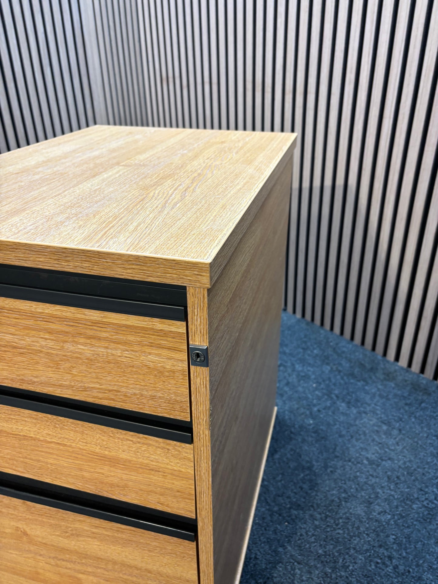 Wooden 600 desk high pedestal (600mm deep) in oak