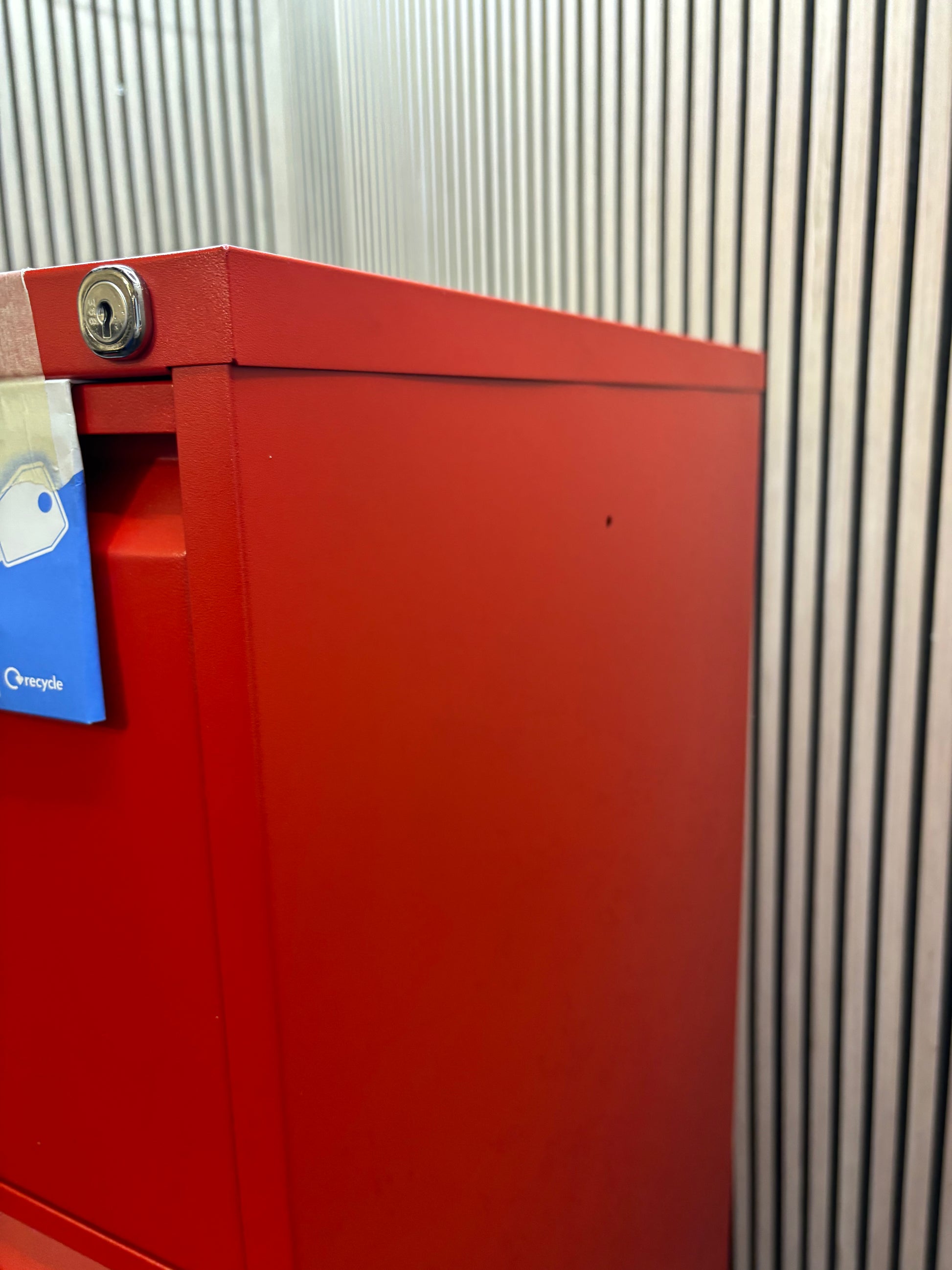 Steel 4 drawer contract filing cabinet 1321mm high - red