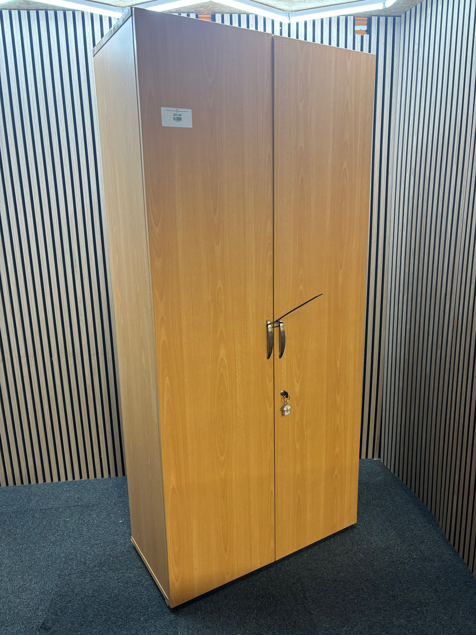 Tall solid beech 2 door storage unit (H 205 x W 95 x D 45 cm)