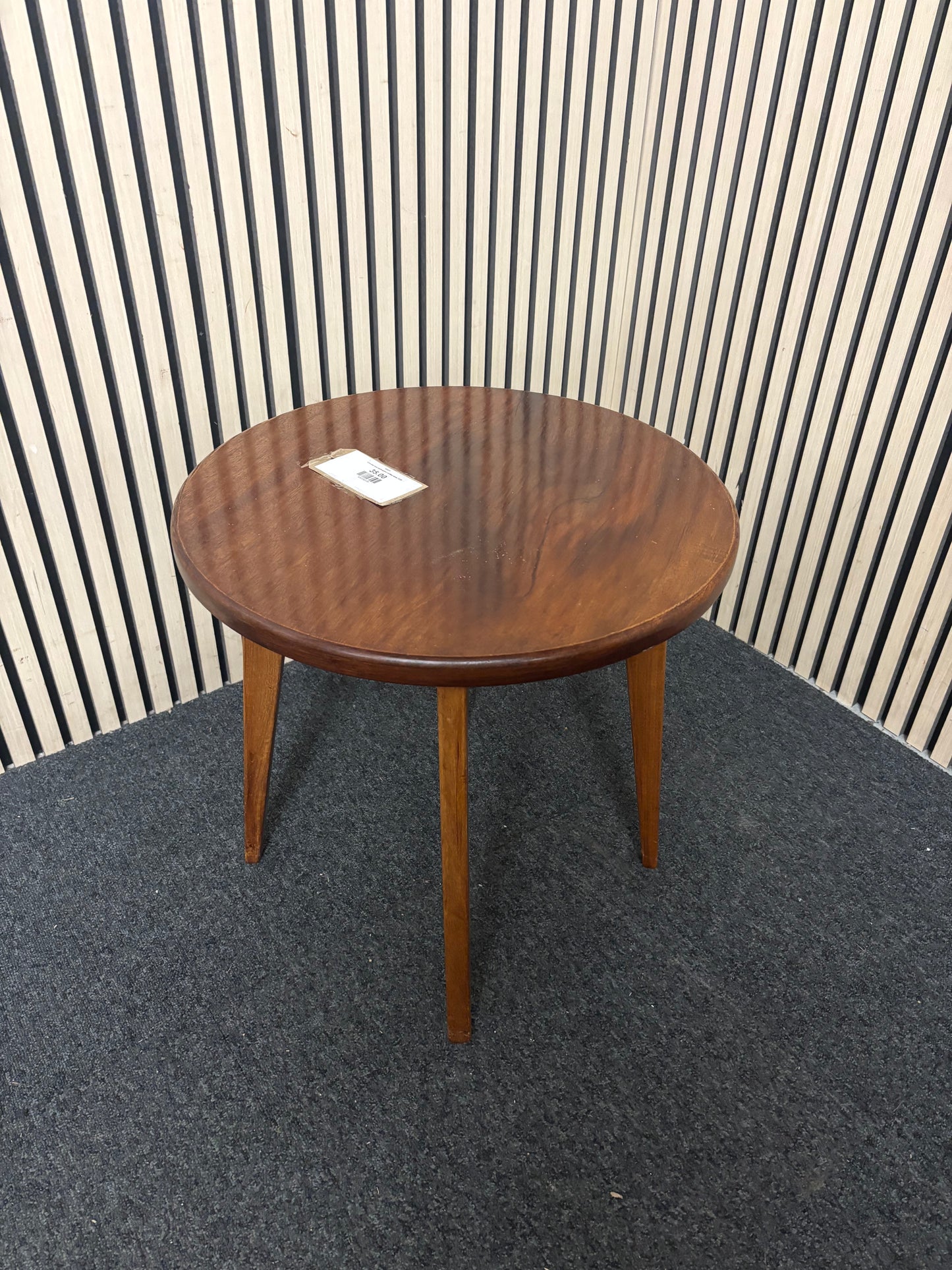 Circular low mahogany coffee table 2226