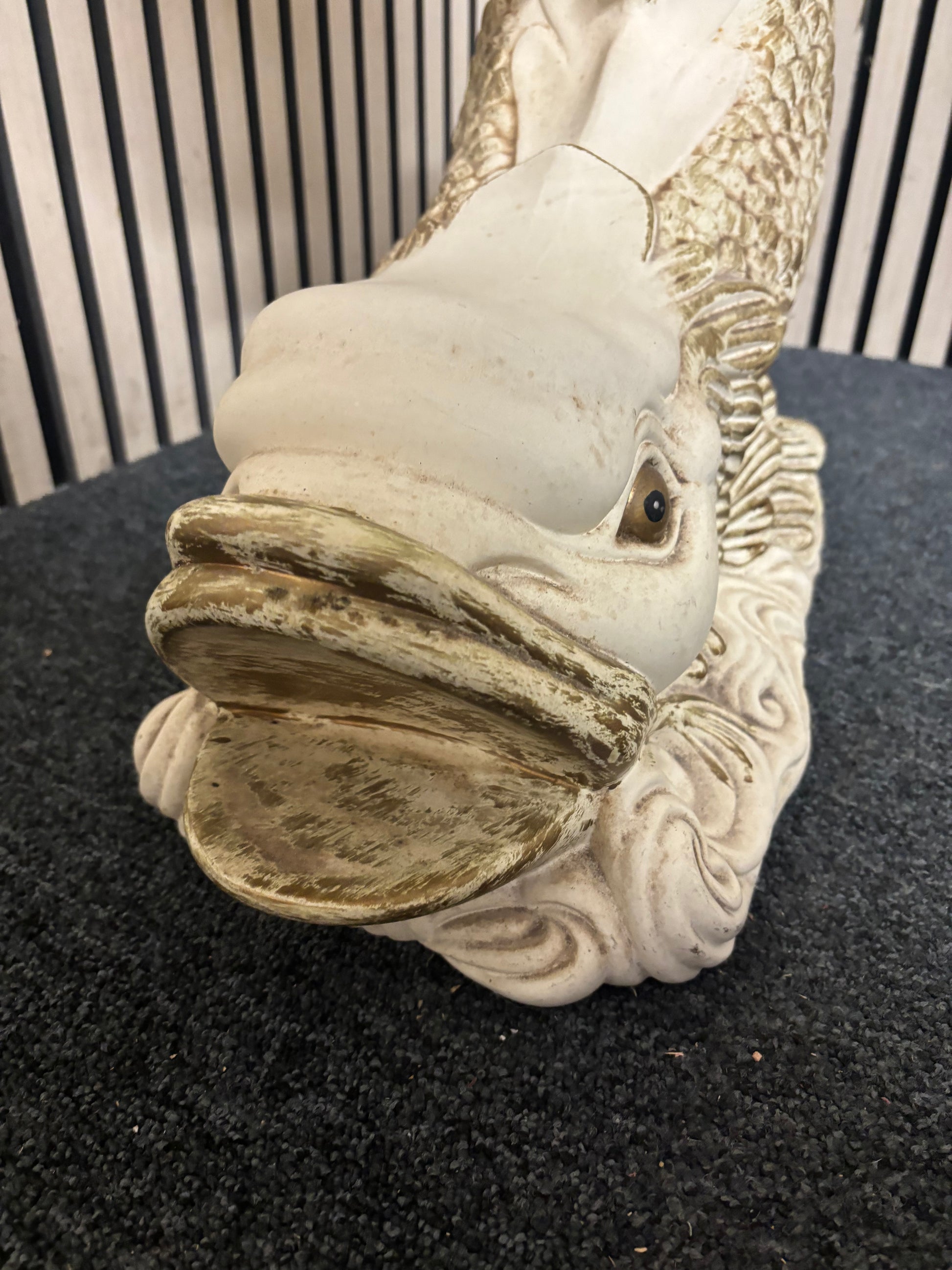 Fish jug and podium 2226