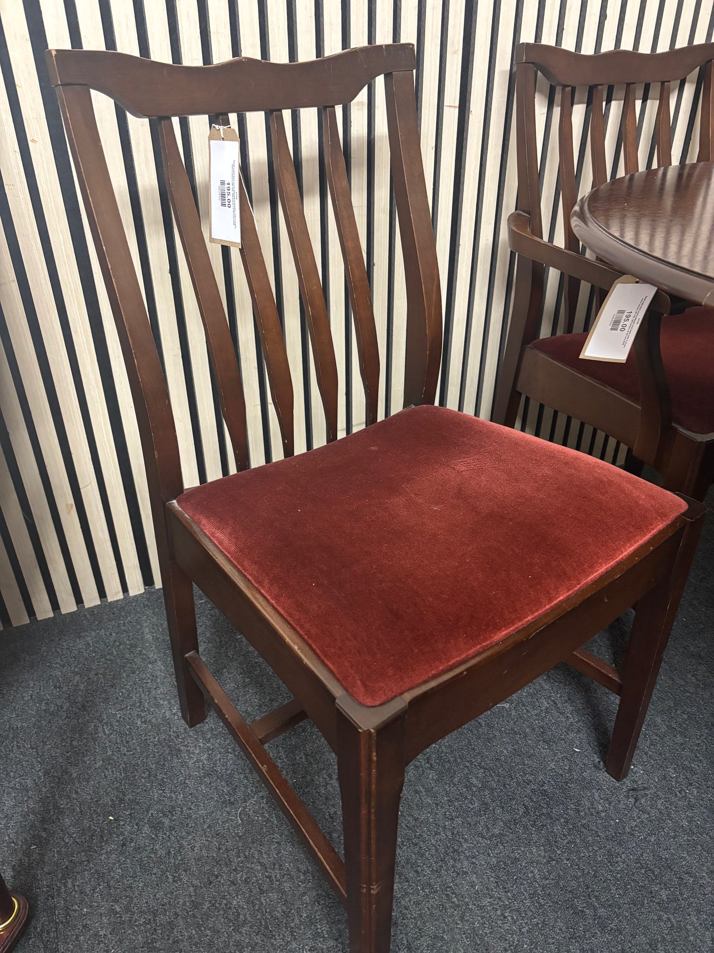 Small solid dark wood stained oval table with 4 chairs and 2 carvers (W 150, 188 extnd x D 90 cm) 2226