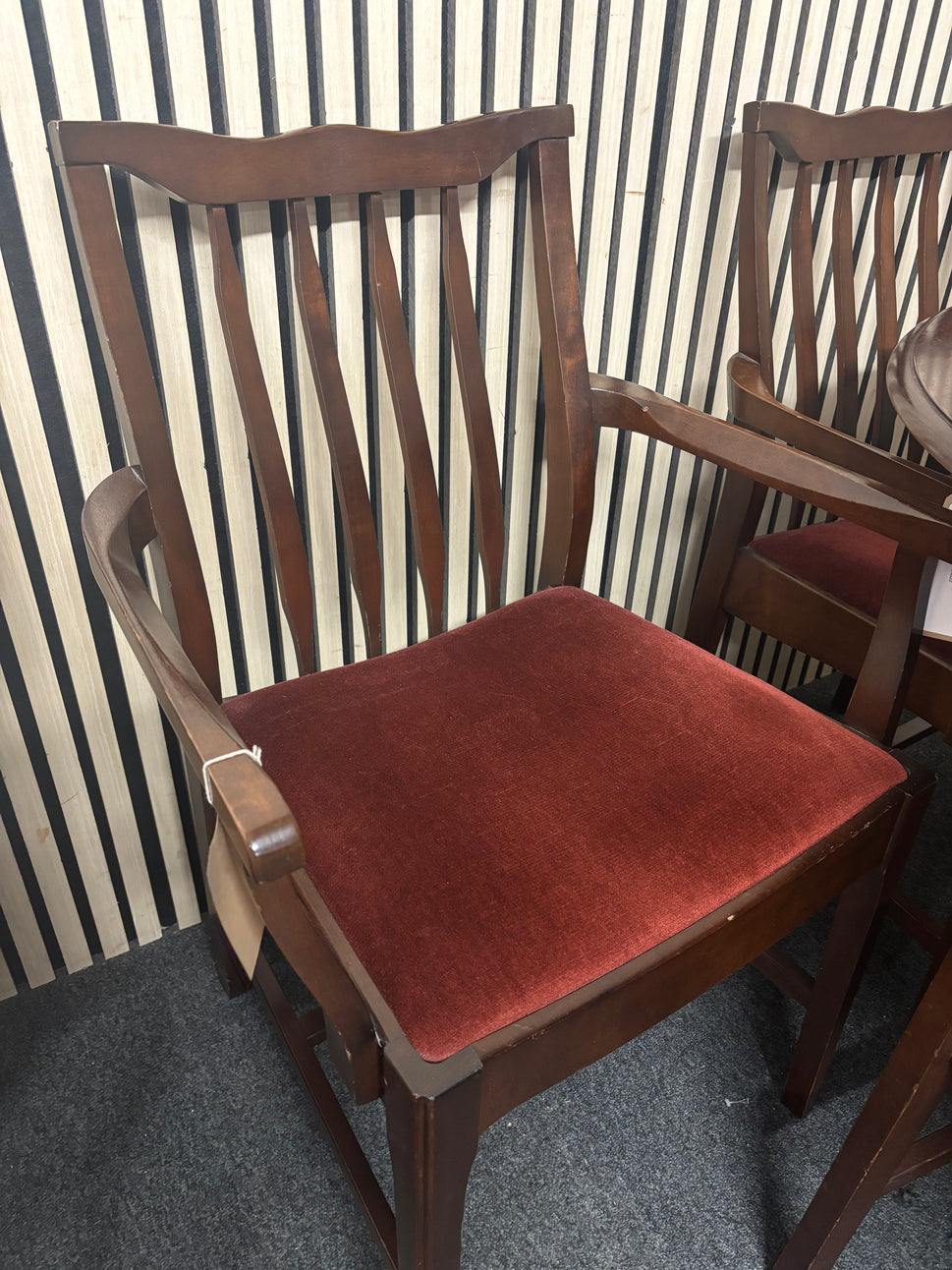 Small solid dark wood stained oval table with 4 chairs and 2 carvers (W 150, 188 extnd x D 90 cm) 2226