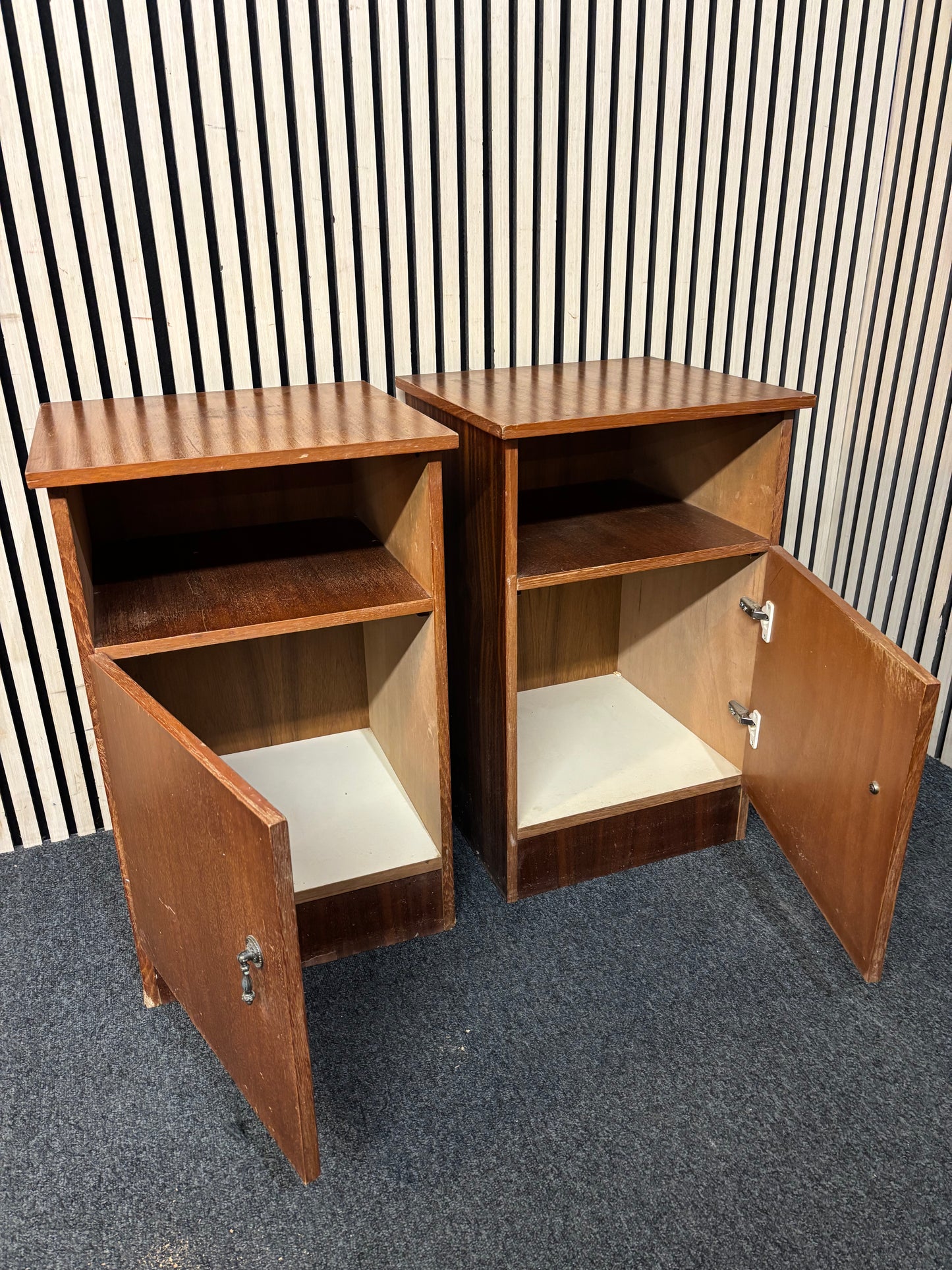 Mahogany 1 door bedside locker with shelf (SET OF 2) 2226