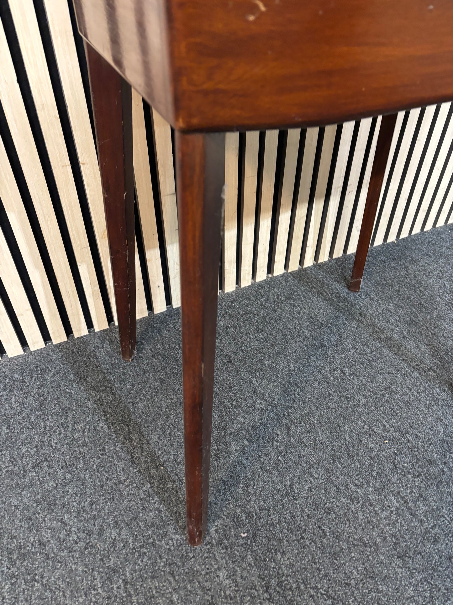 Mahogany framed top open cutlery set with table 3126