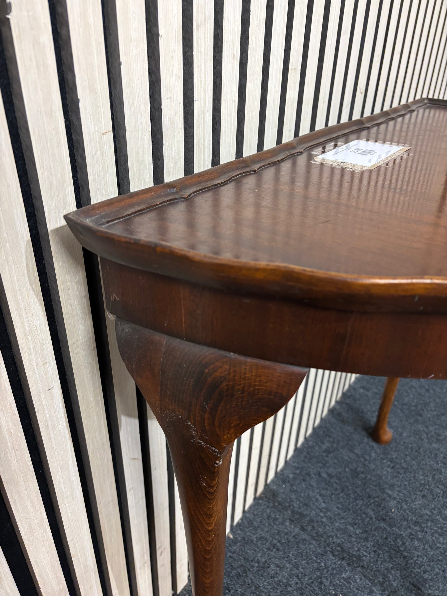 Mahogany framed half moon table (H 74 x W 73 x D 38 cm) 2226