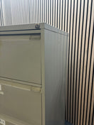 Switch Bisley 4 drawer filing cabinet in grey metal 3 image