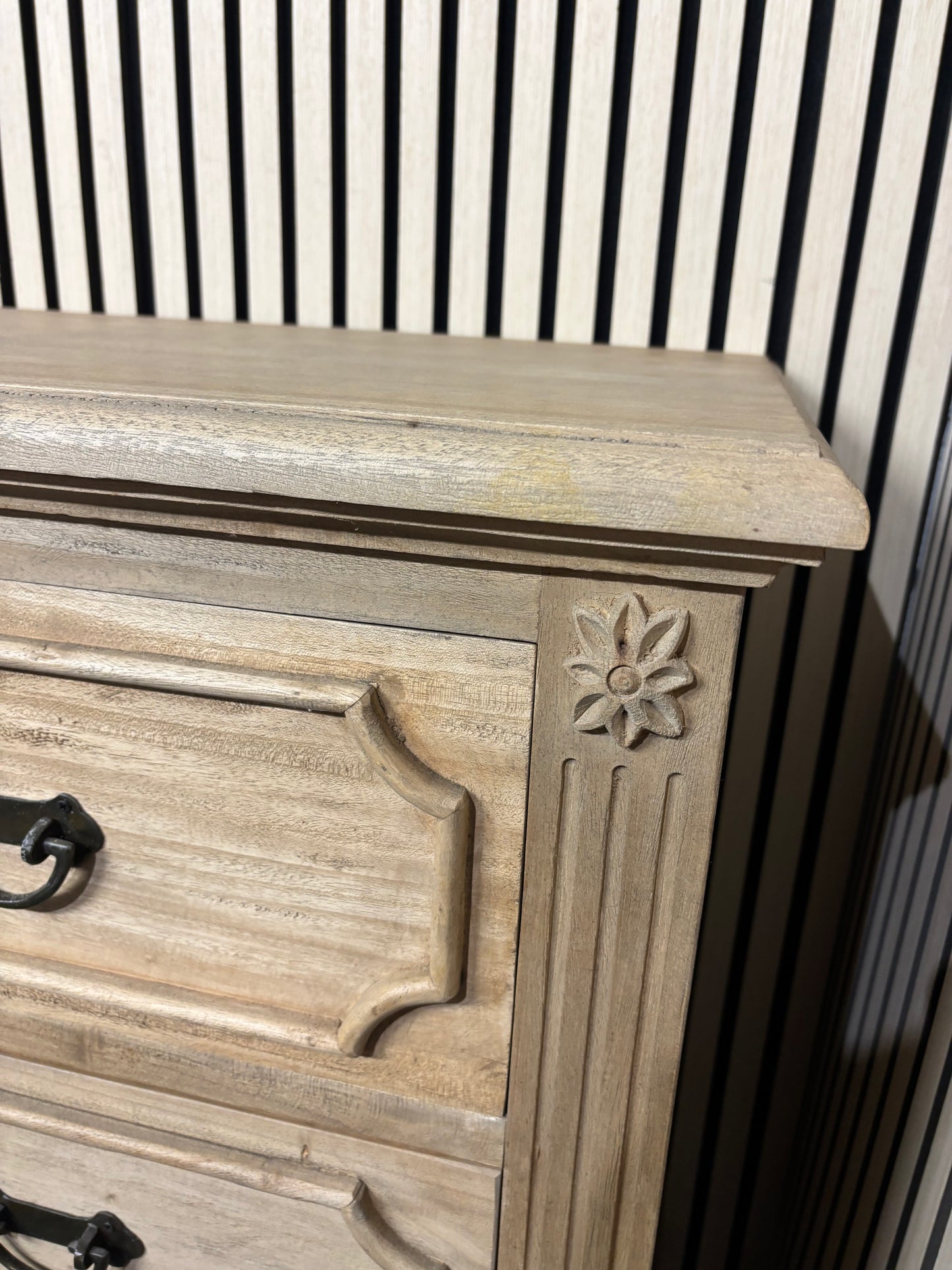 Solid natural wood large ornate 3 drawer chest  43543