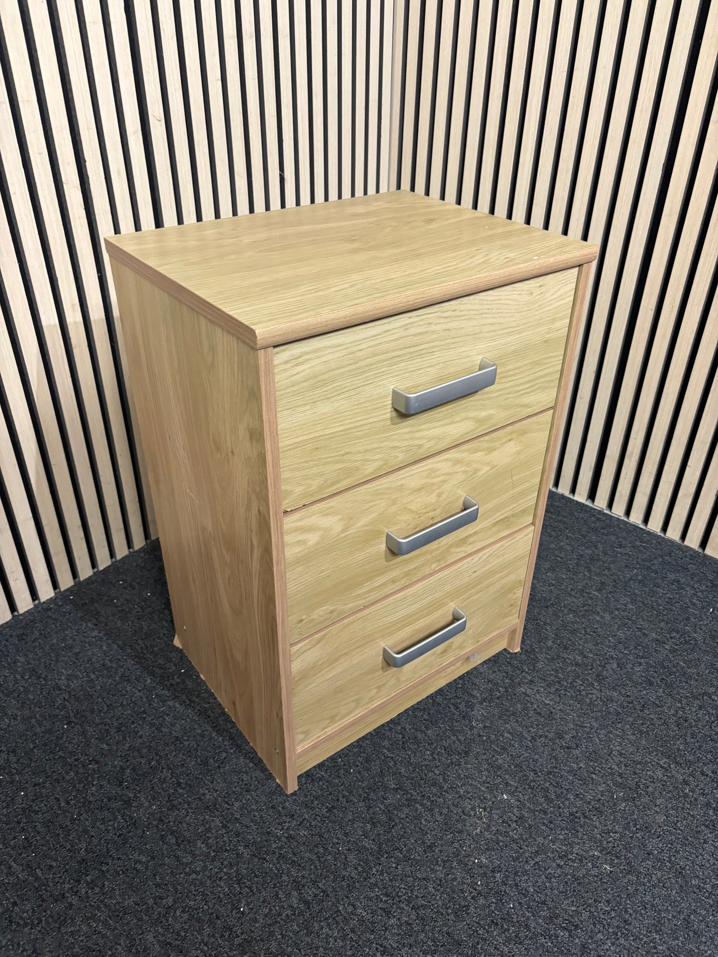 Oak laminate 3 drawer bedside locker 43566