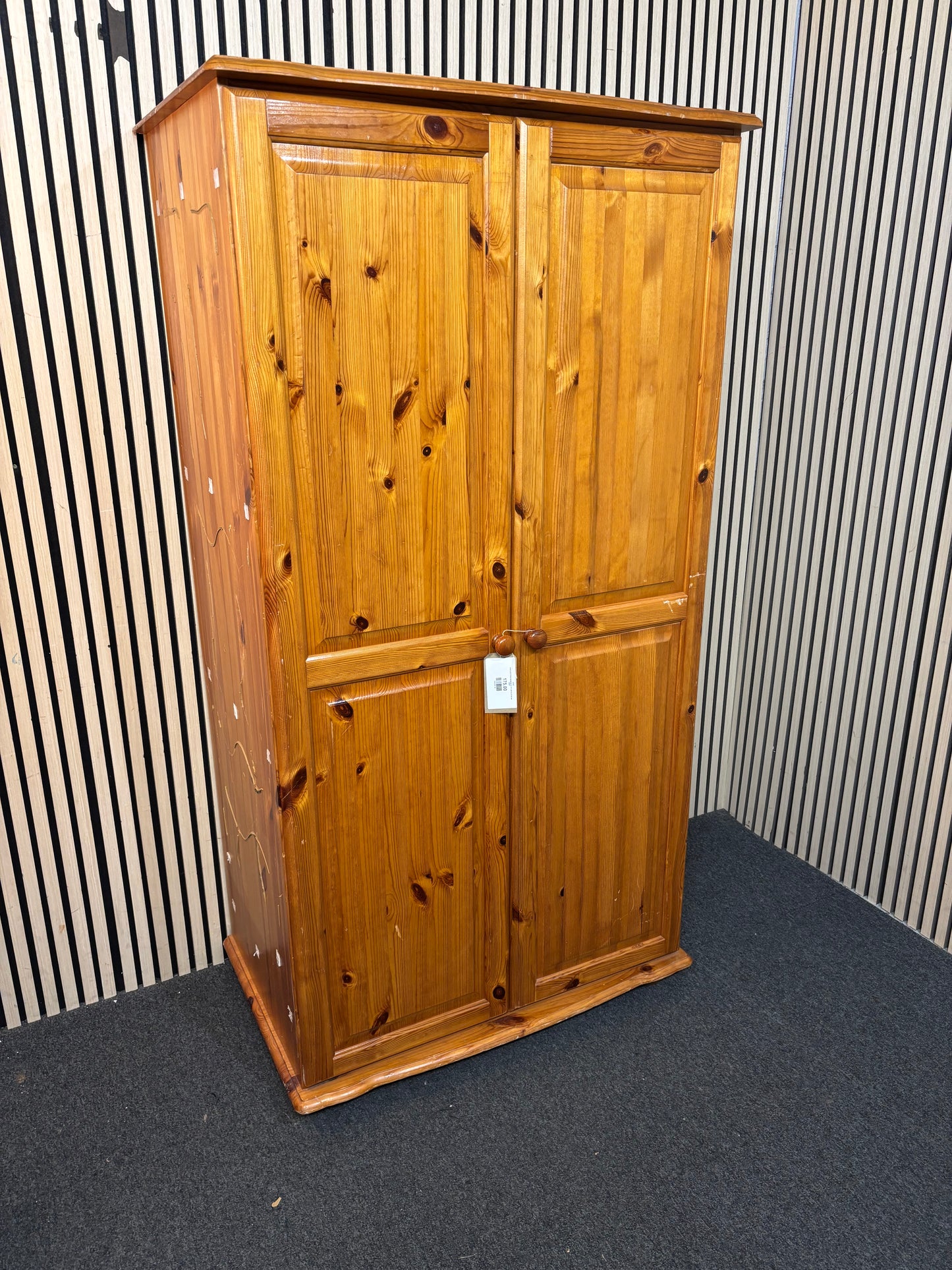 Solid pine 2 door wardrobe (H 177 x W 95 x D 58 cm) 43527