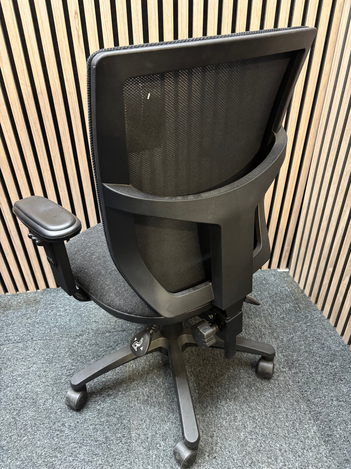 Black mesh back swivel chair with charcoal fabric seat