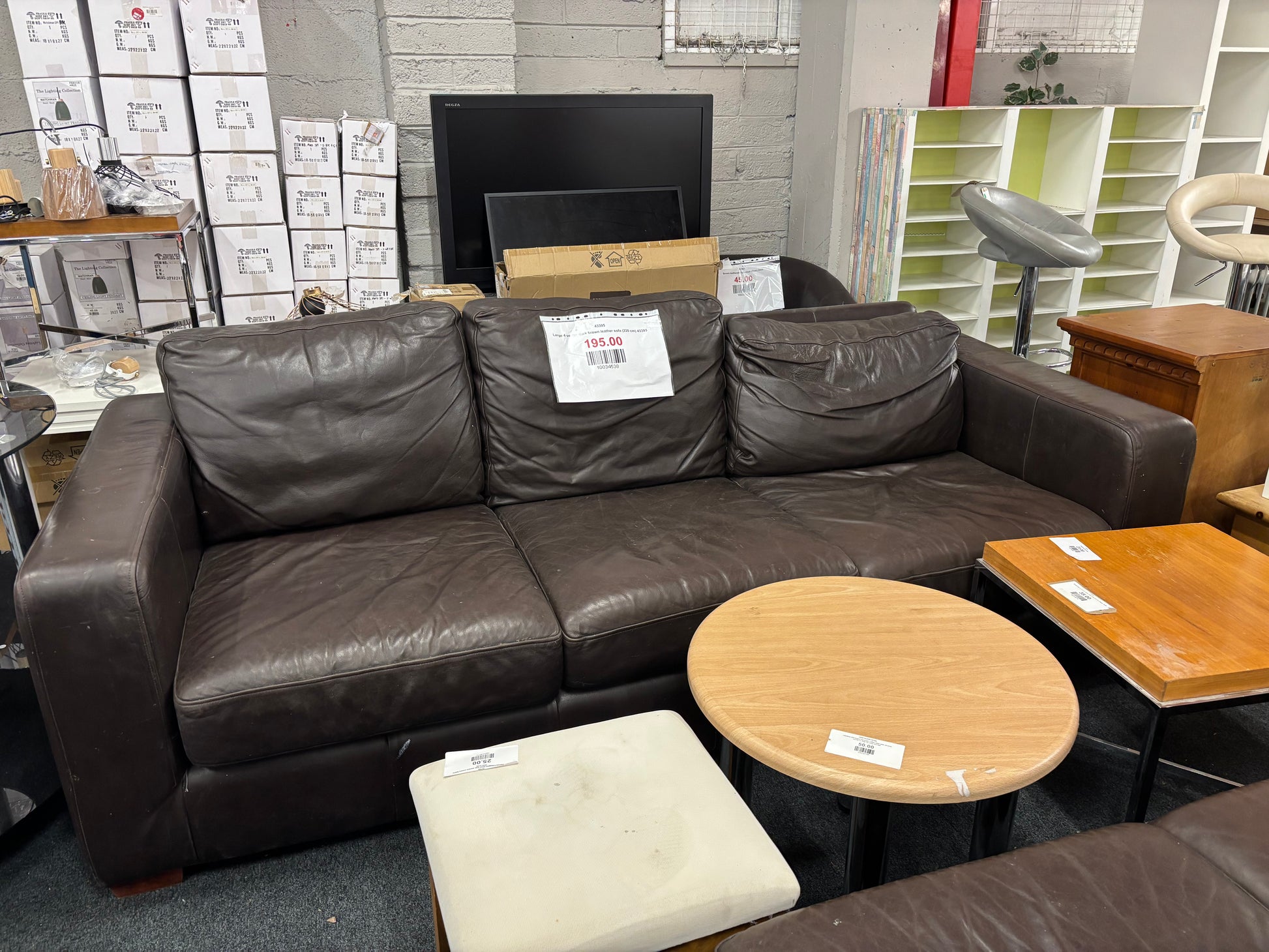 Large 4 seater dark brown leather sofa (220 cm) 43395
