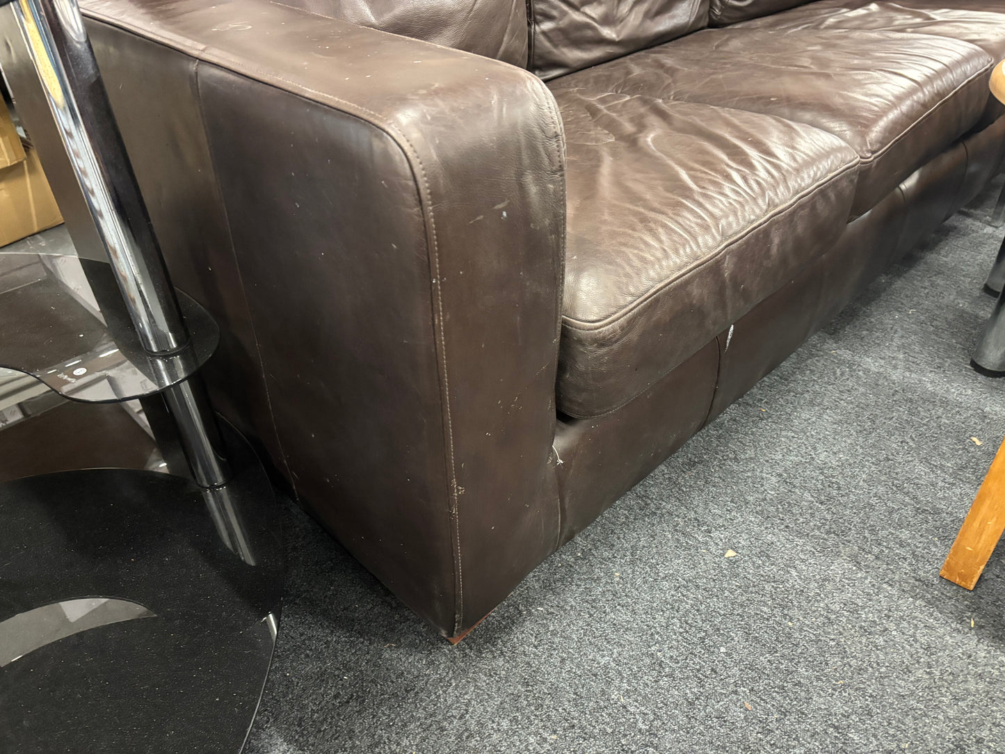 Large 4 seater dark brown leather sofa (220 cm) 43395